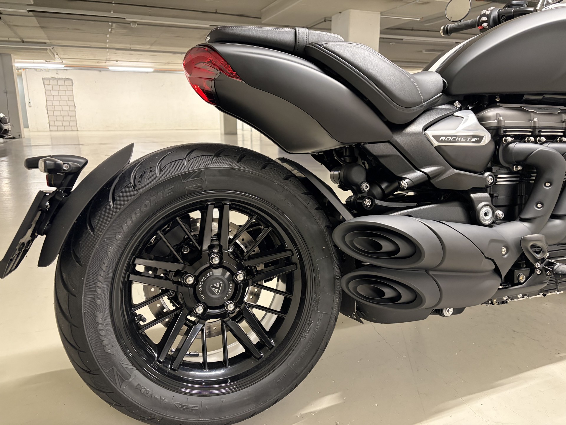 TRIUMPH Rocket III-image-9