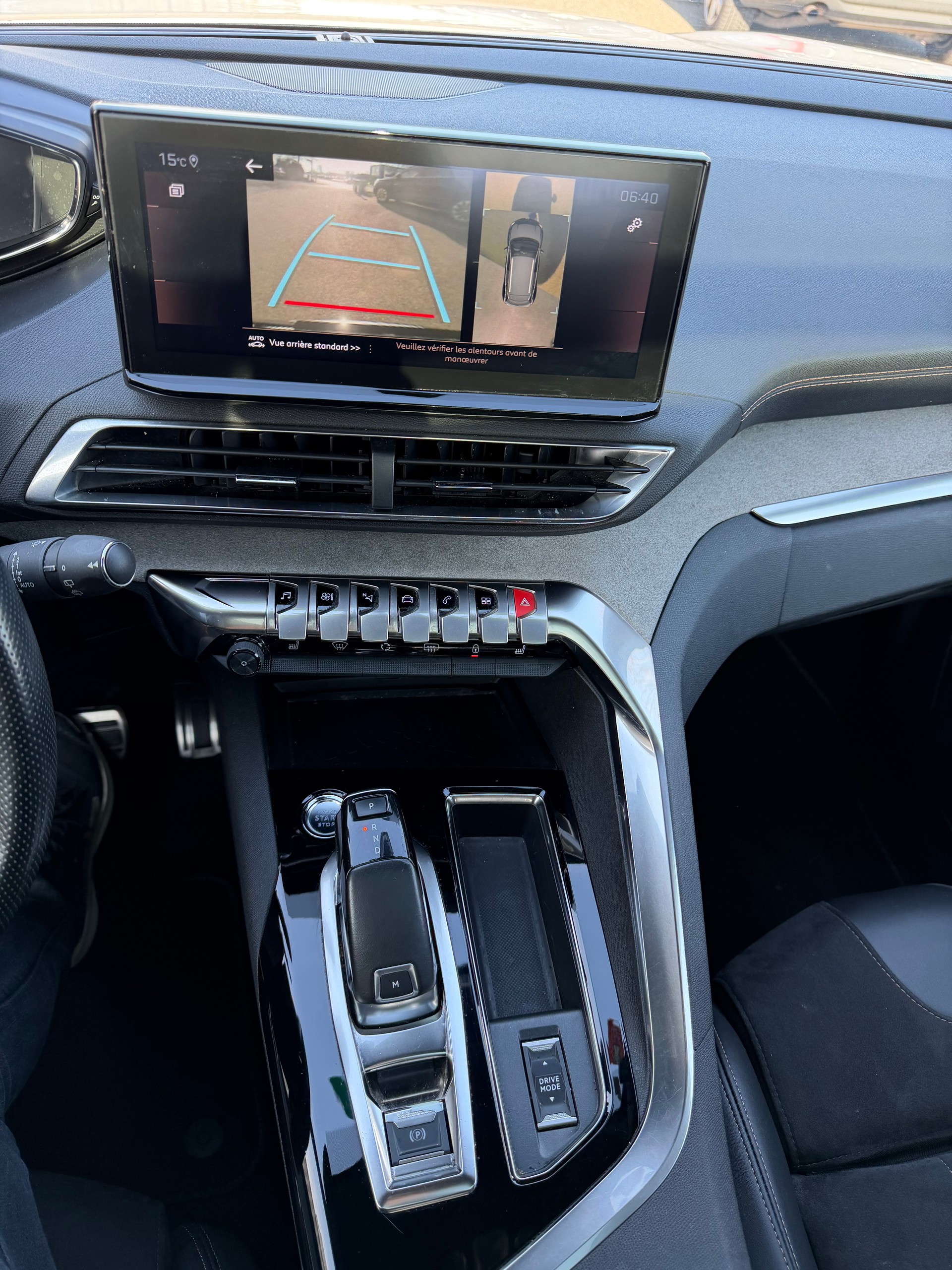 PEUGEOT 3008 1.5 BlueHDi GT Pack EAT8-image-9