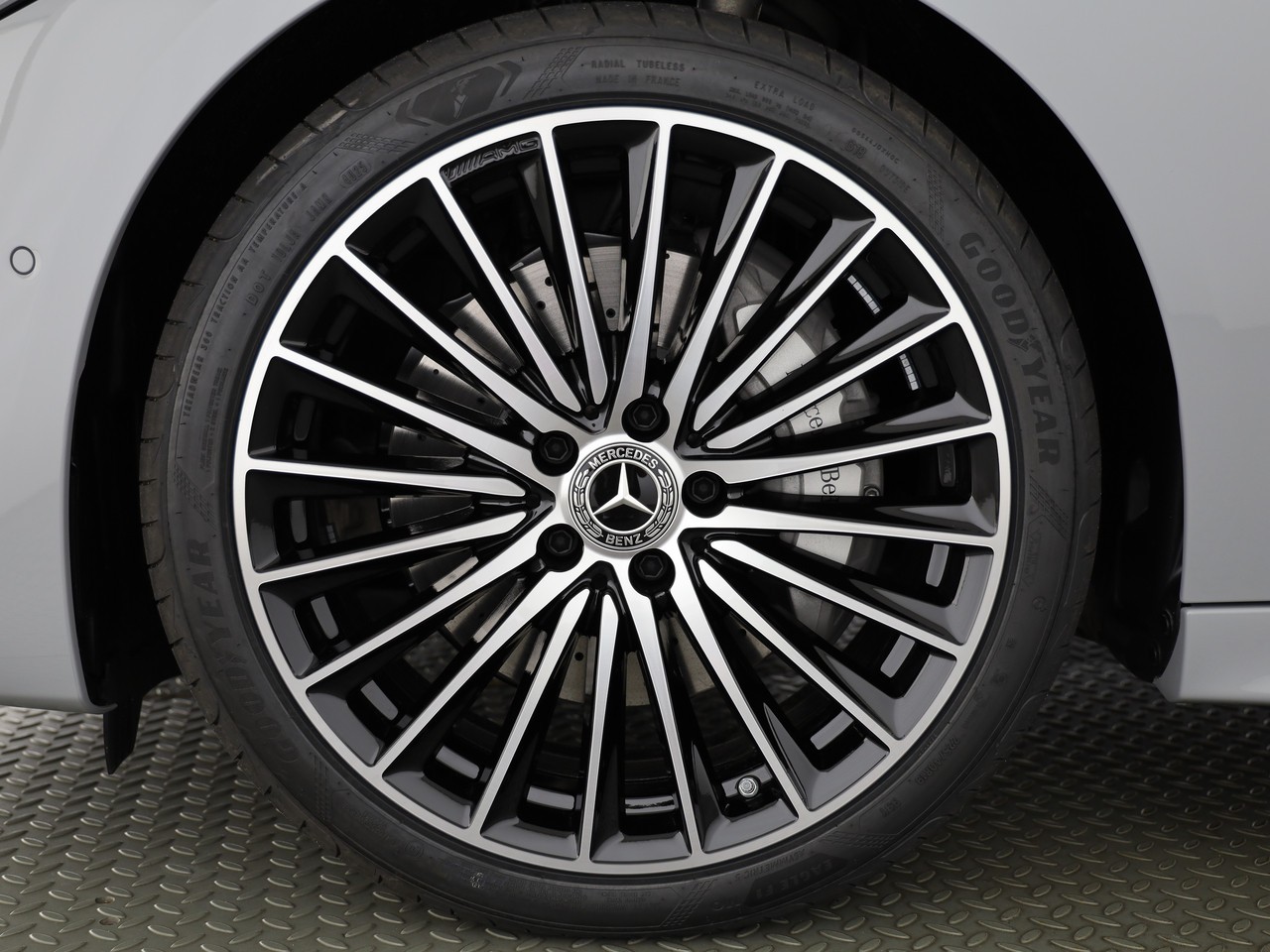 MERCEDES-BENZ C 220 d T 4 Matic-image-21