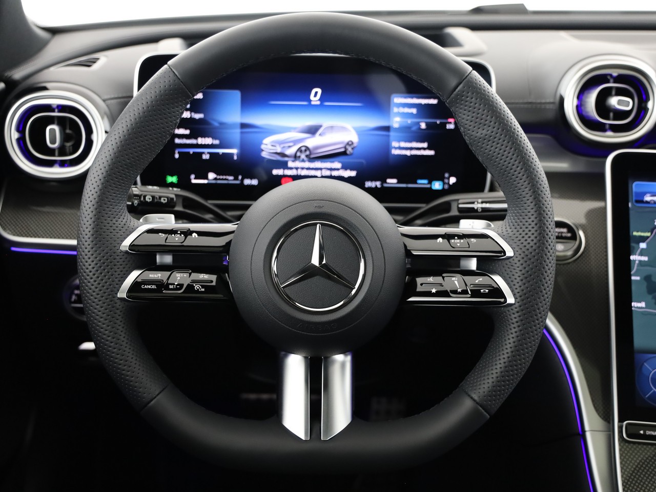 MERCEDES-BENZ C 220 d T 4 Matic-image-12