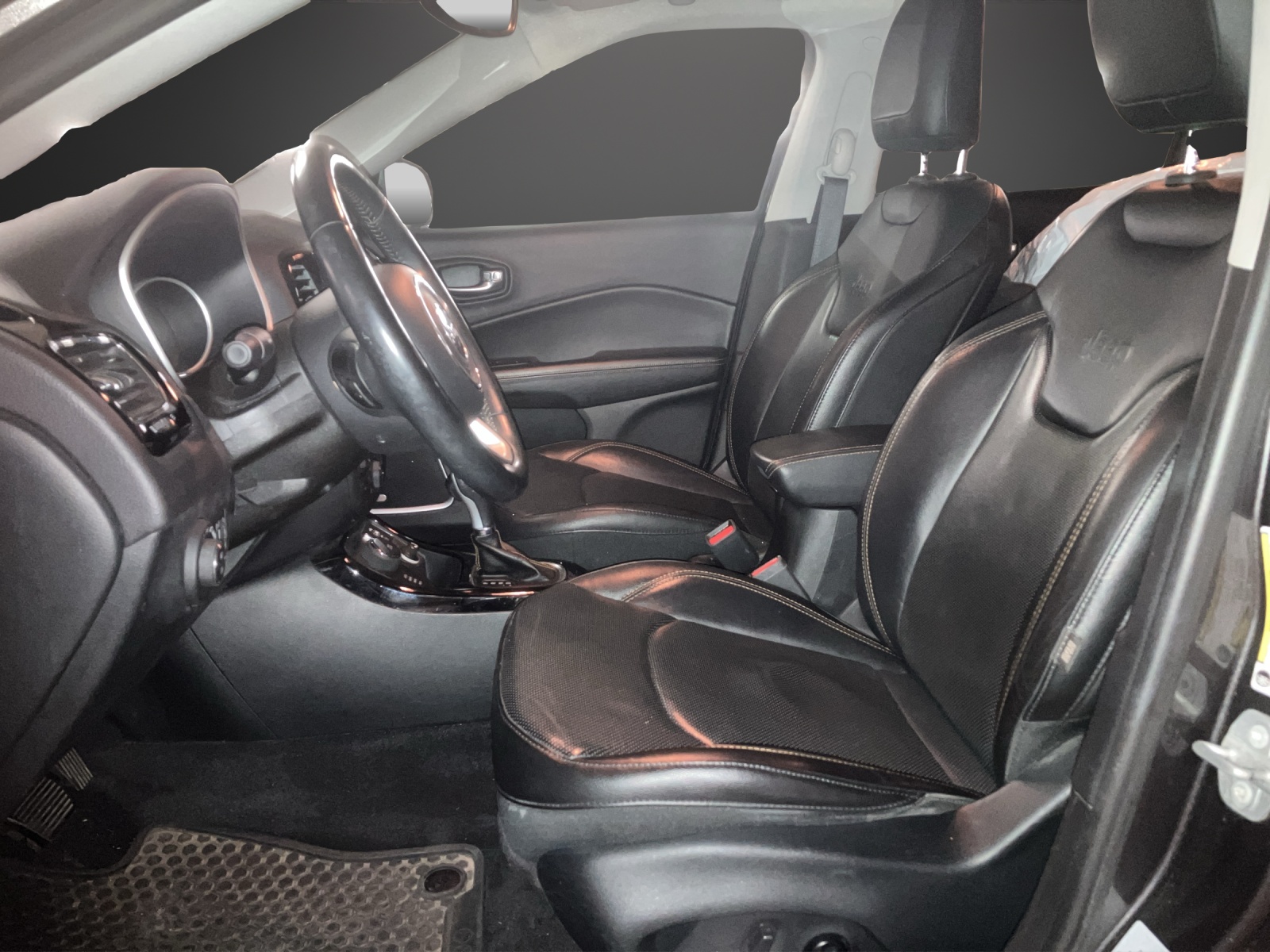 JEEP Compass 1.4 Turbo Limited AWD 9ATX-image-6