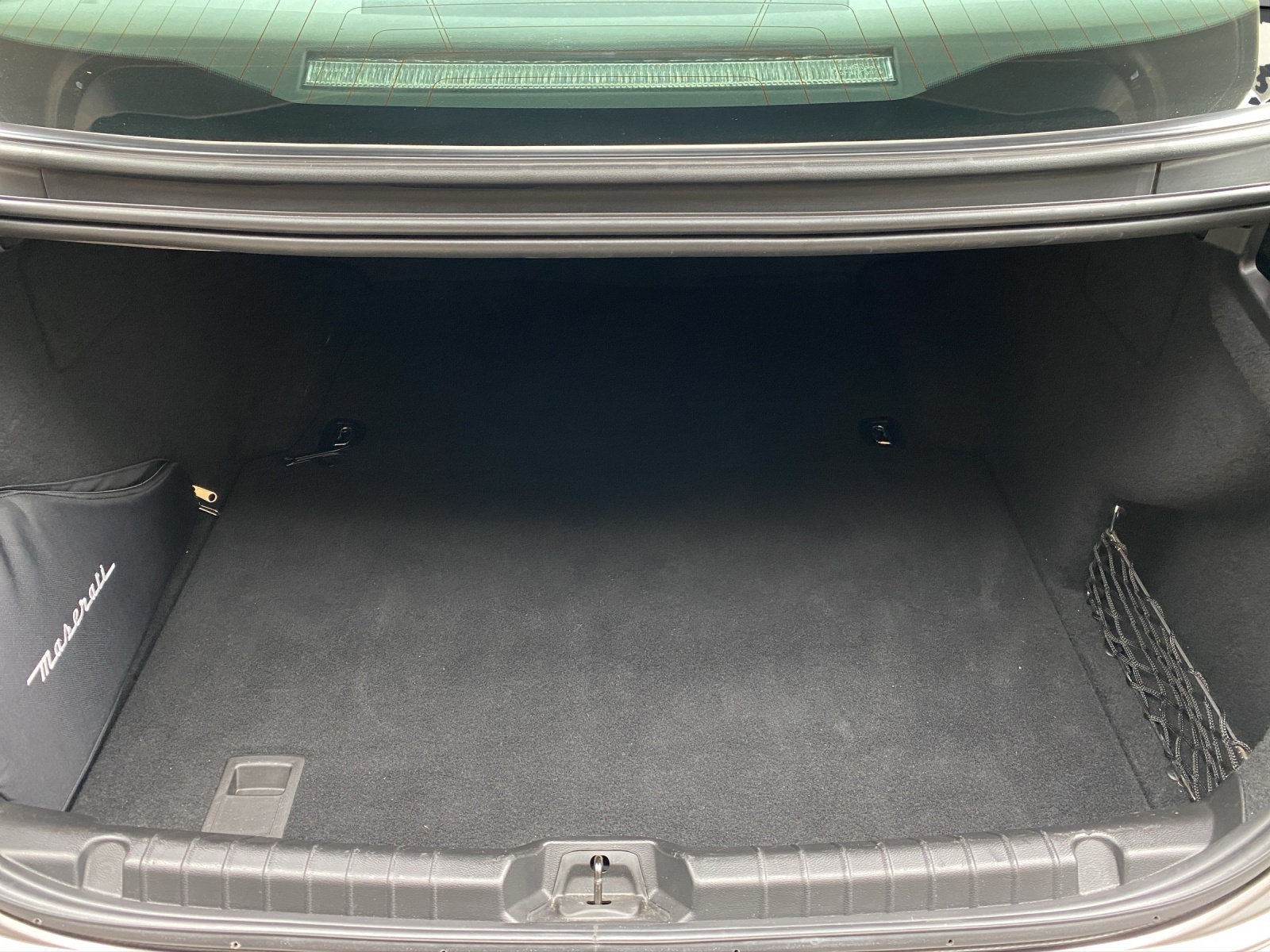 MASERATI GHIBLI 3.0 V6-image-5