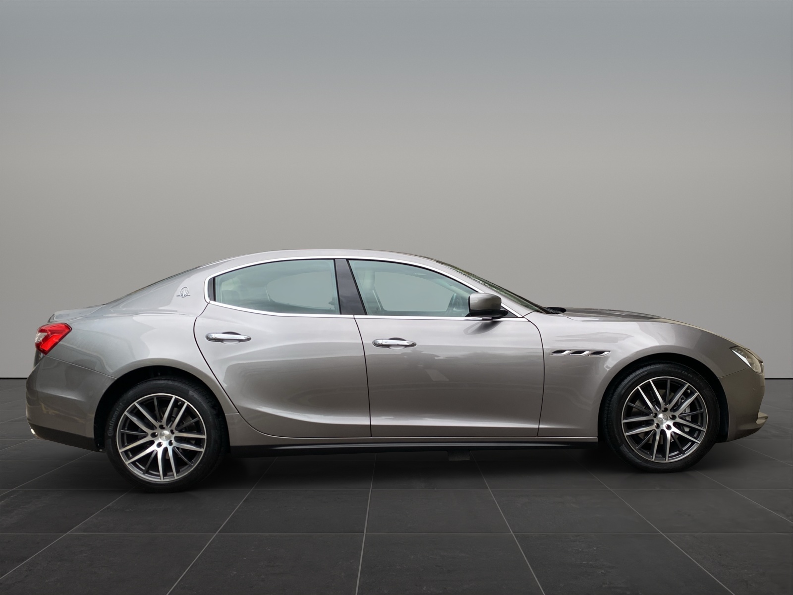 MASERATI GHIBLI 3.0 V6-image-7