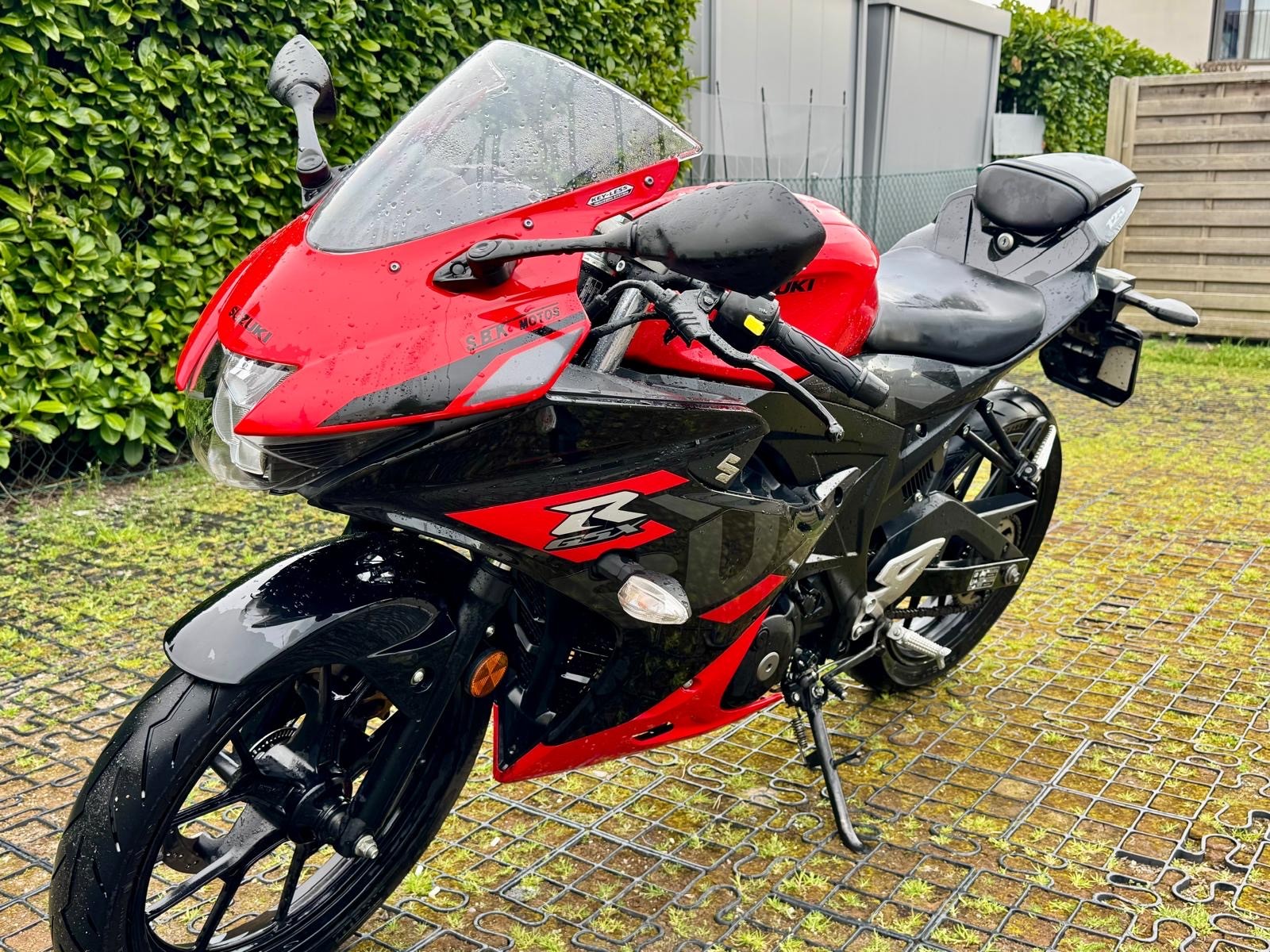 SUZUKI GSX-R 125 L7-image-0