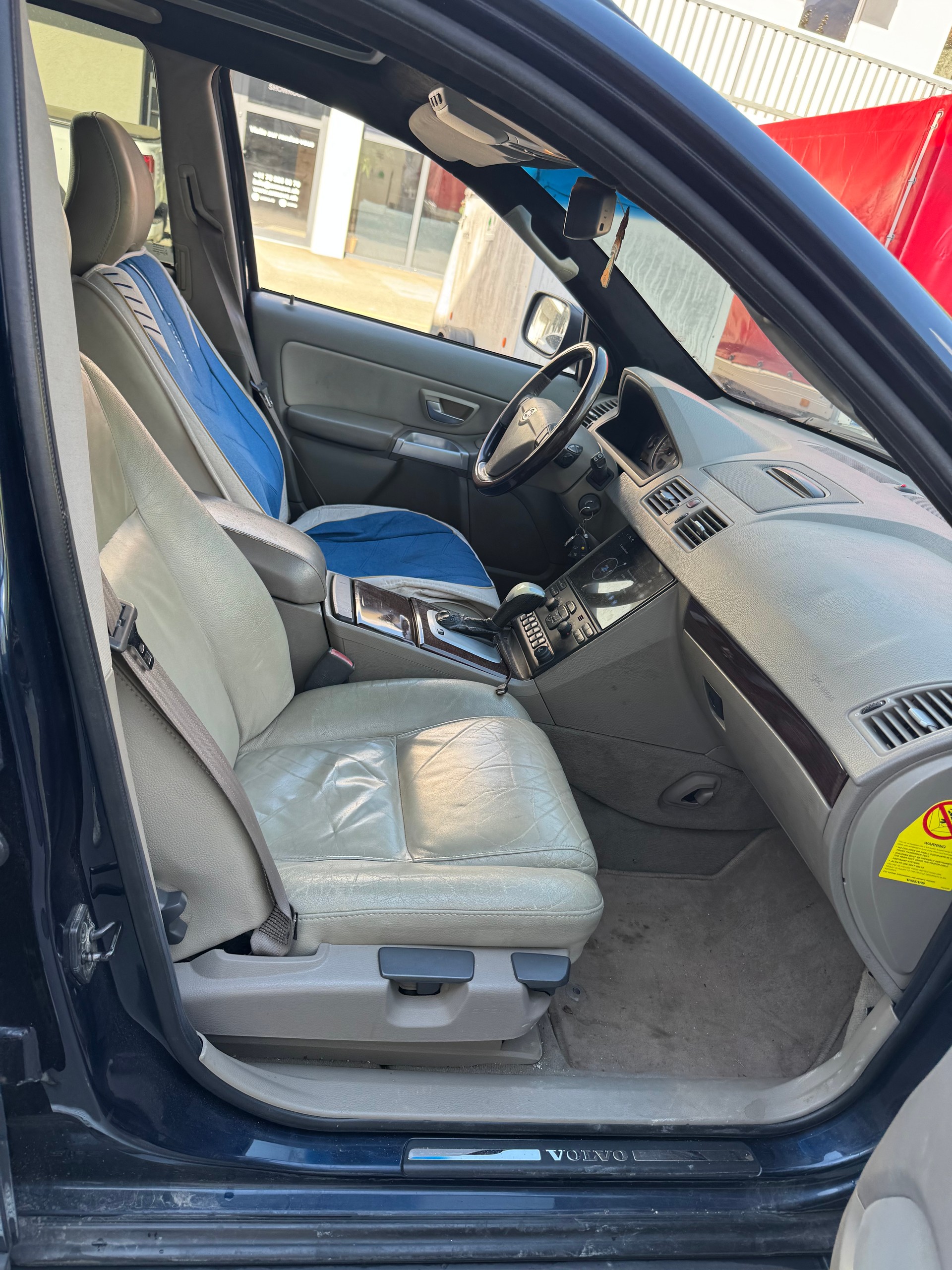 VOLVO XC90 T6 AWD Geartronic-image-6
