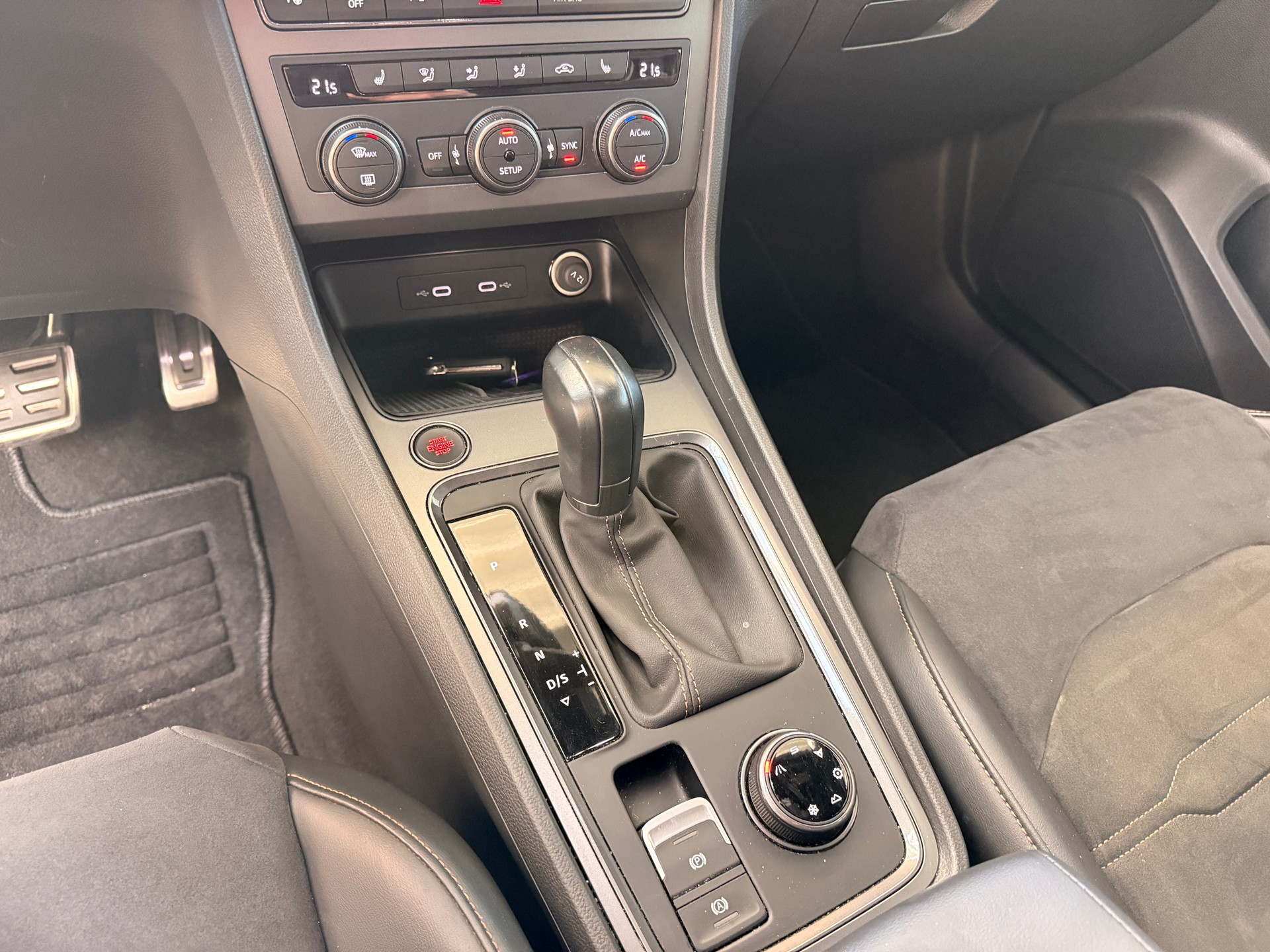 CUPRA ATECA 2.0 TSI 300 DSG 4Drive-image-11