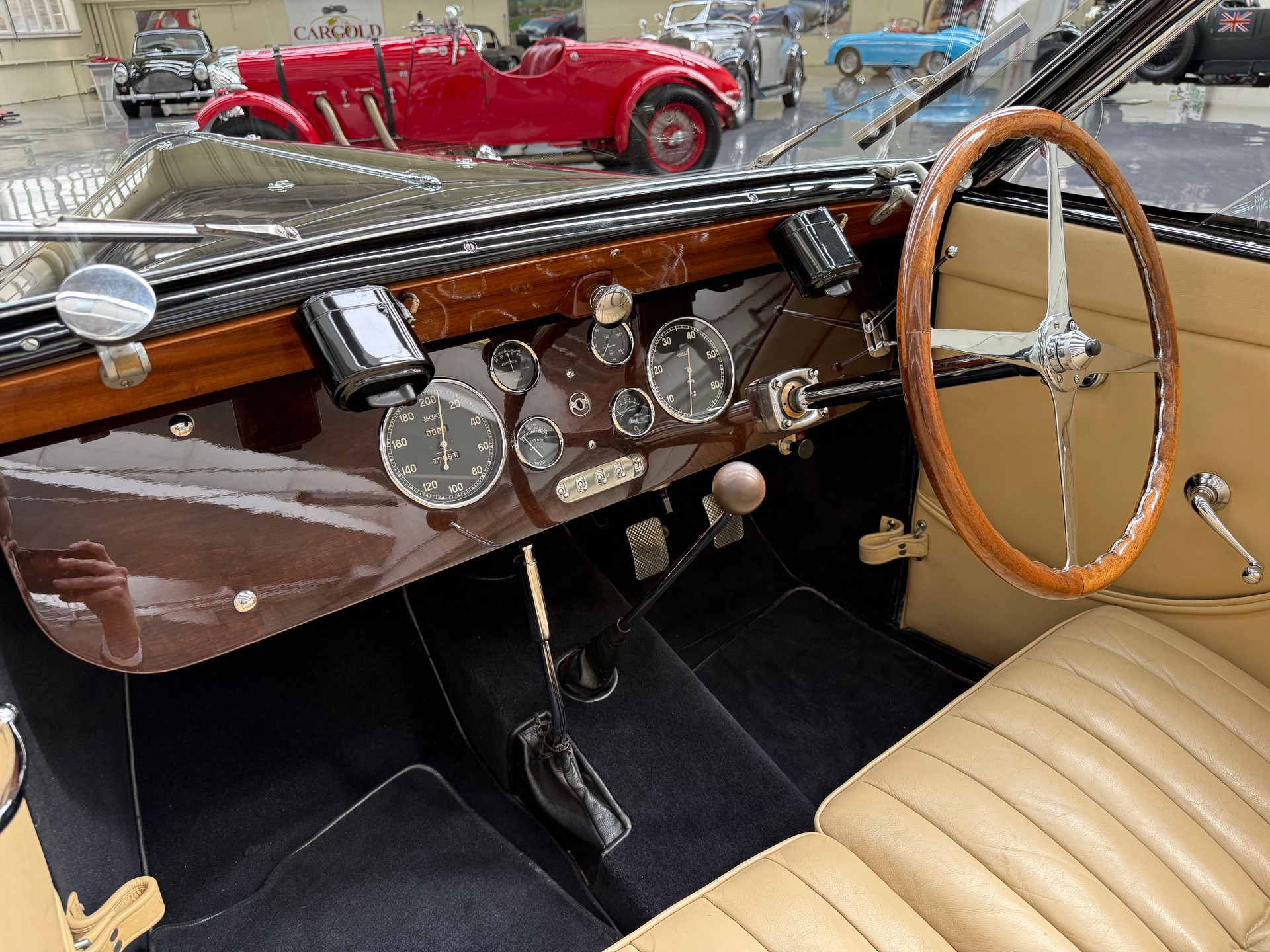 BUGATTI Type 57 Stelvio Gangloff-showroom-element-1