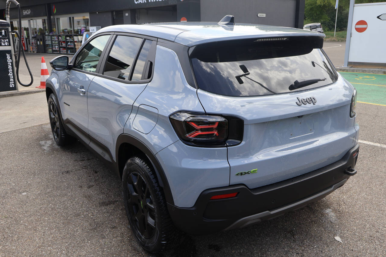 JEEP Avenger 1.2 MHEV Overland 4xe-image-4