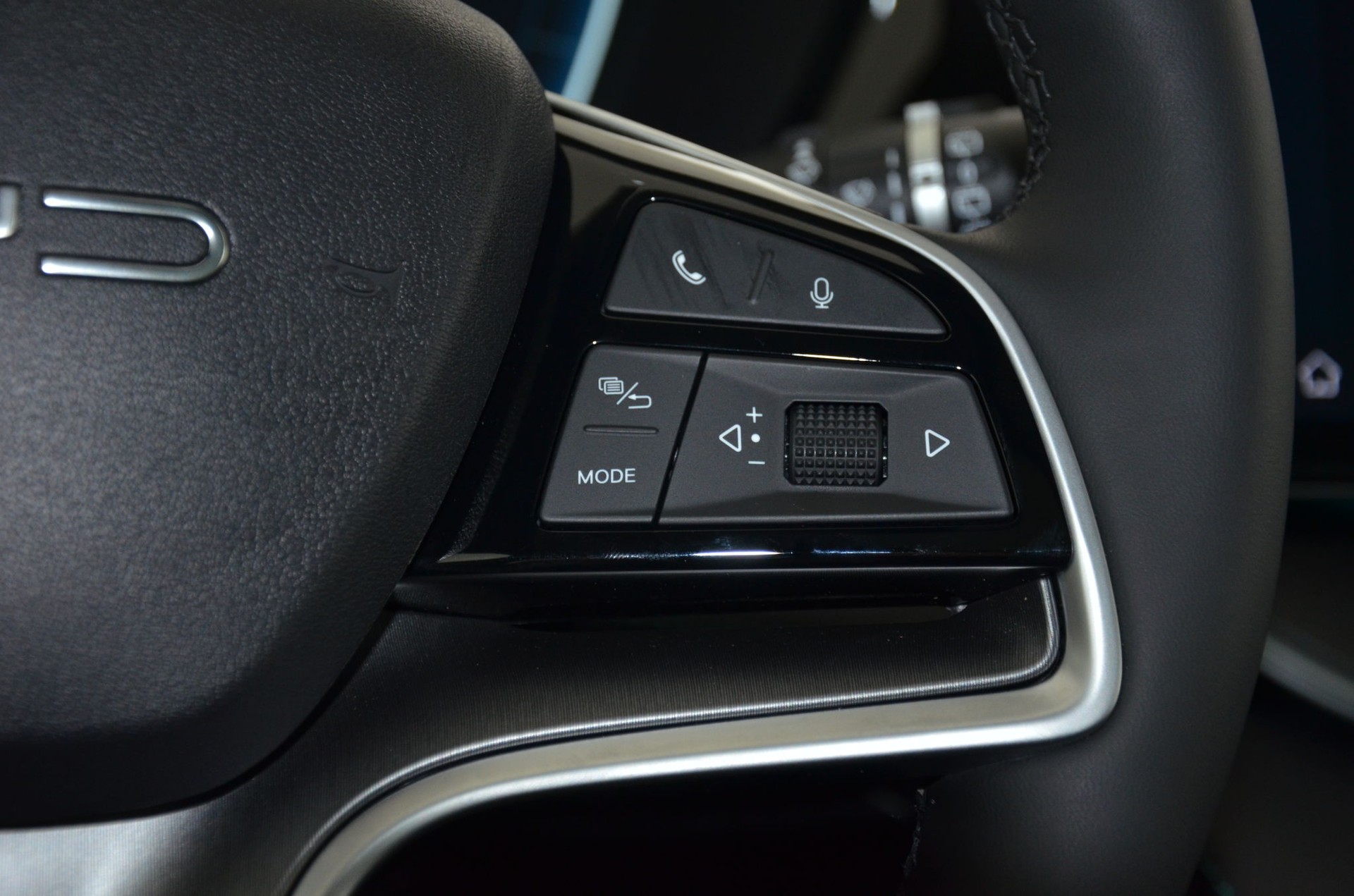 BYD Seal U DM-i Design AWD-image-19