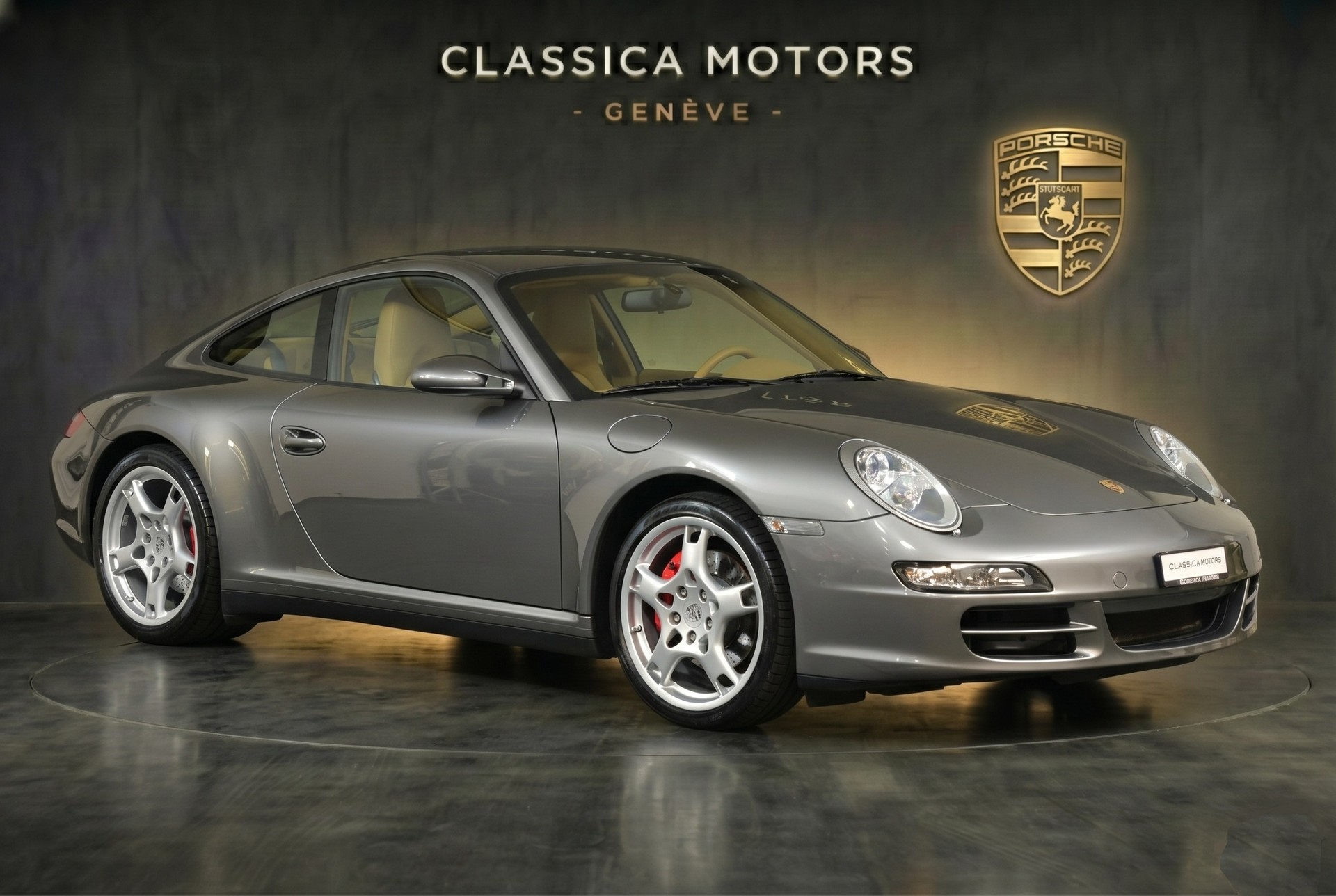 PORSCHE 911 Carrera 4S