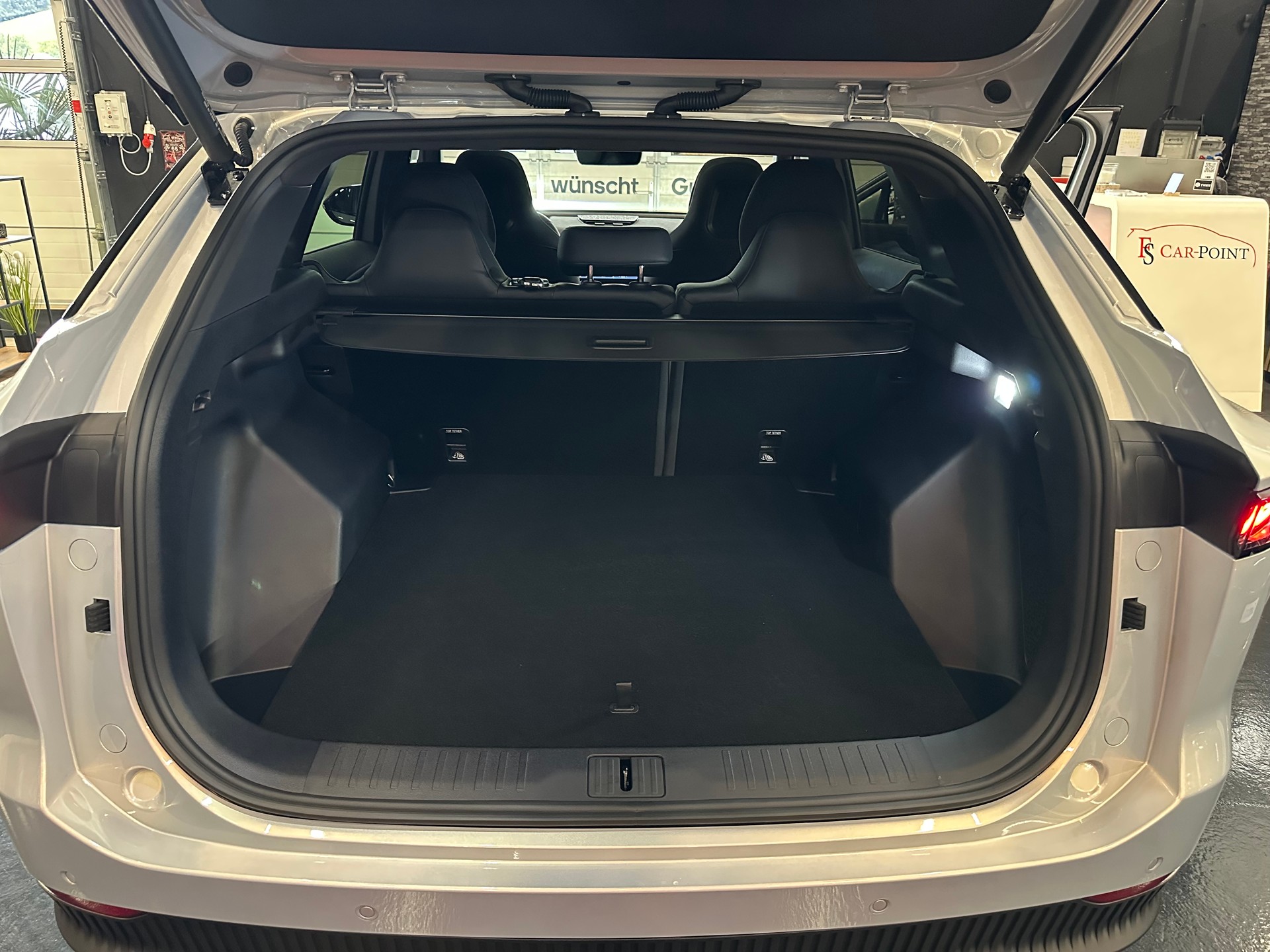OMODA 7 1.5T SHS PHEV Luxury-image-30