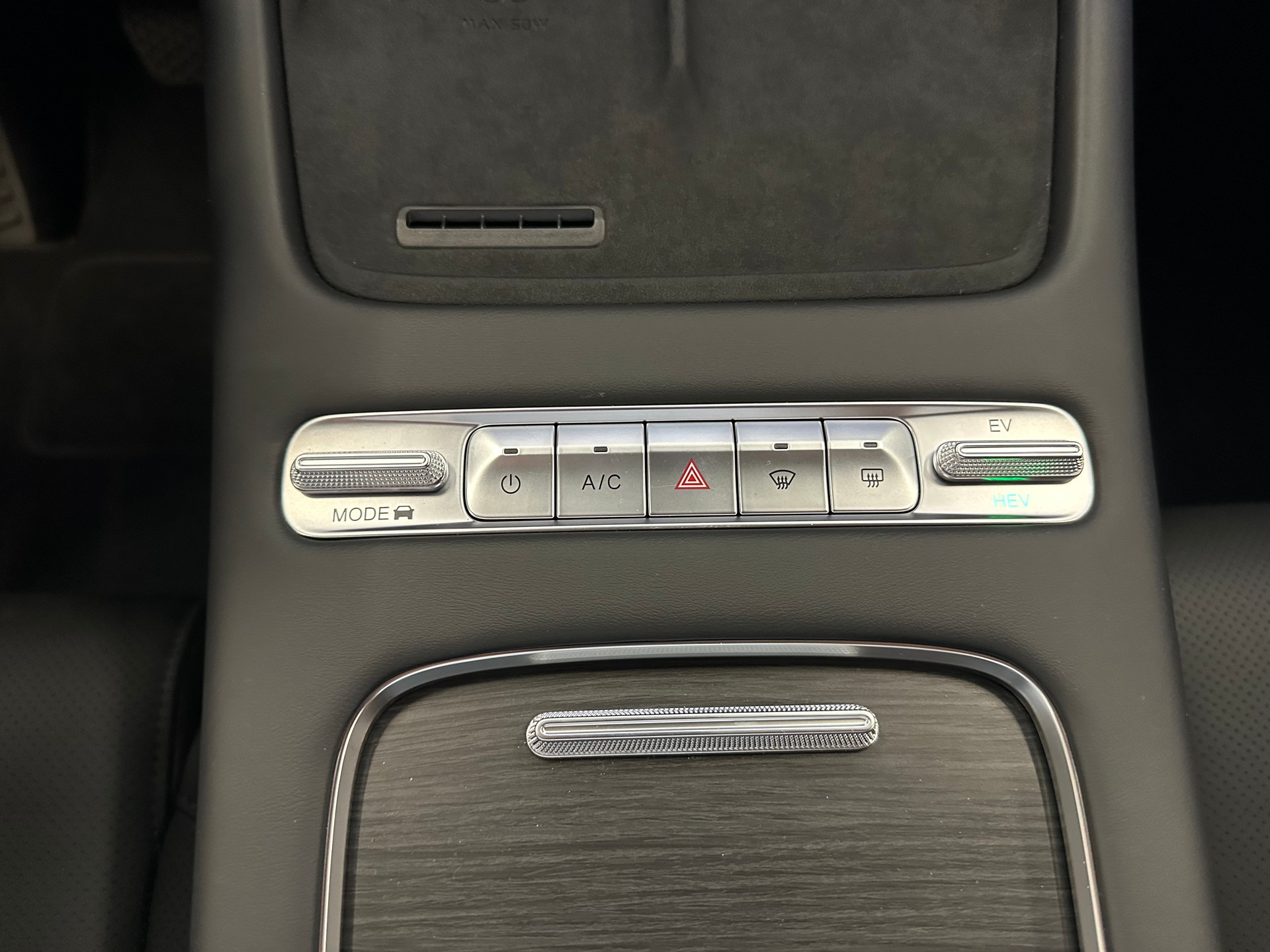 OMODA 7 1.5T SHS PHEV Luxury-image-23