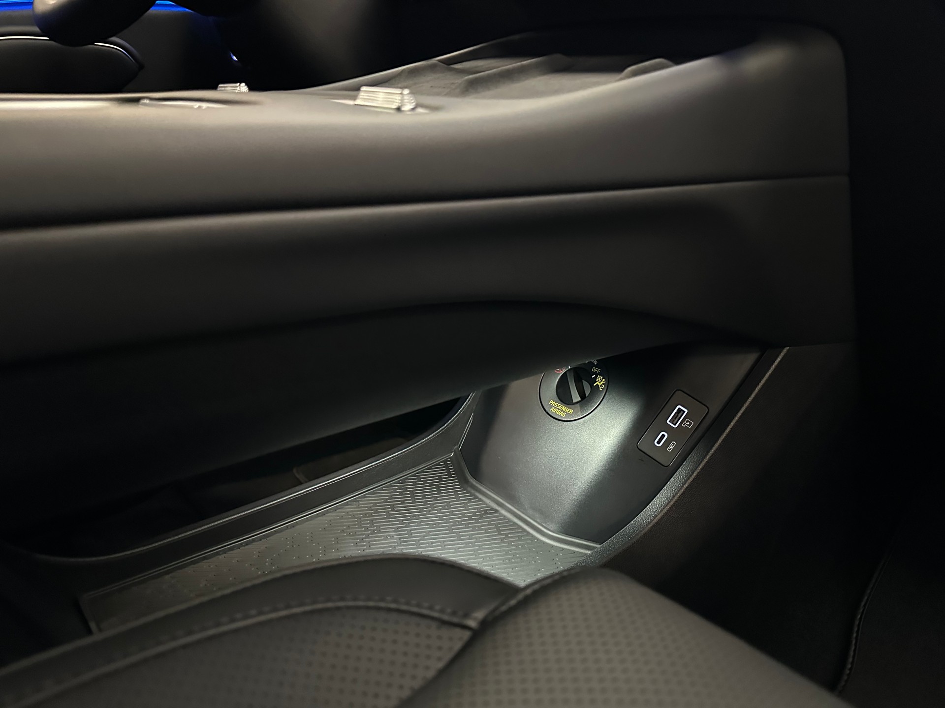 OMODA 7 1.5T SHS PHEV Luxury-image-22