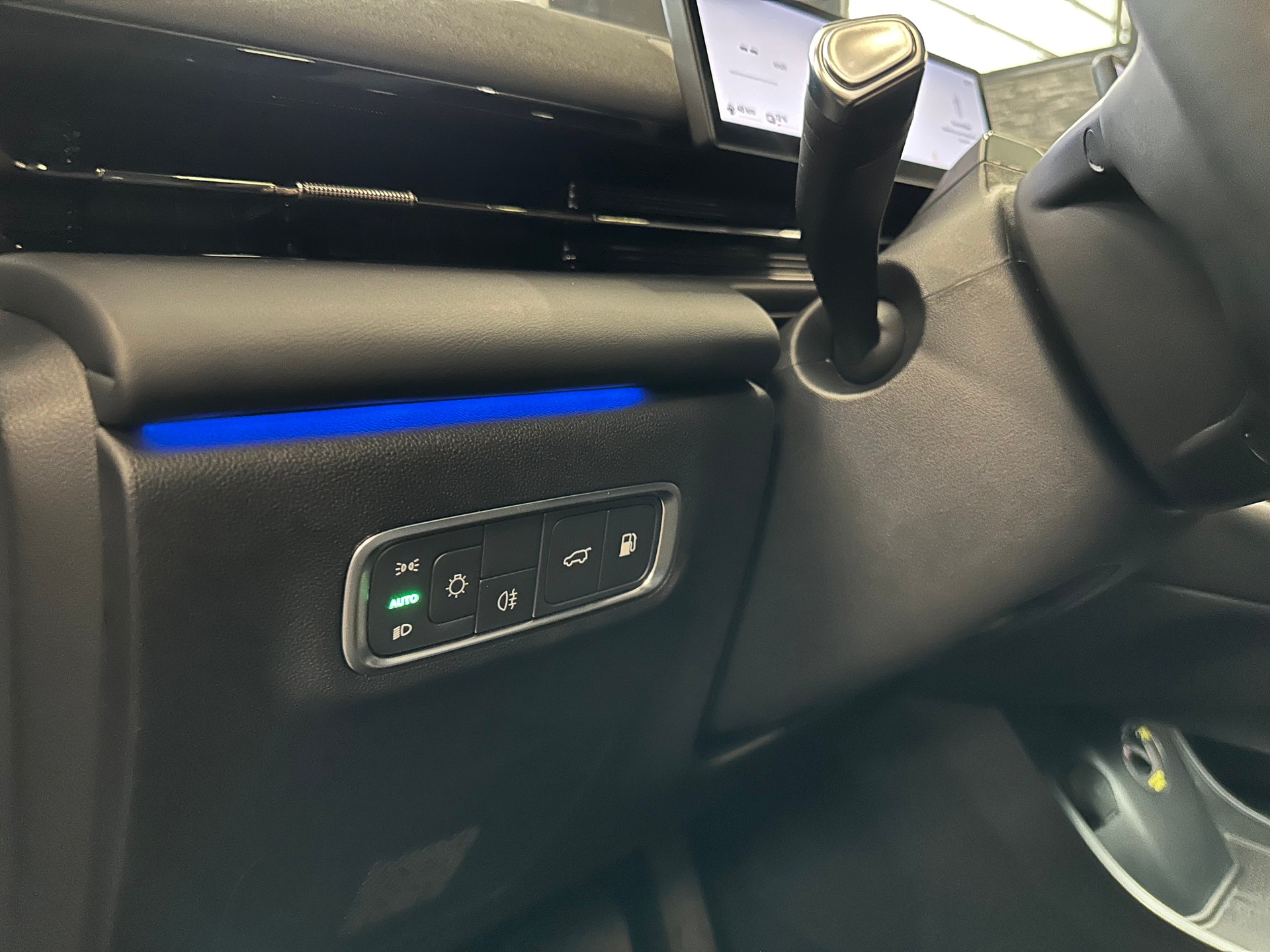 OMODA 7 1.5T SHS PHEV Luxury-image-26