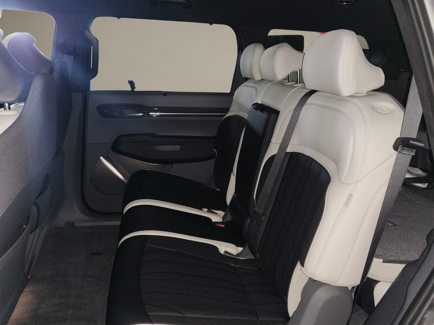 KIA EV9 99.8 kWh GT-Line 4x4-image-16