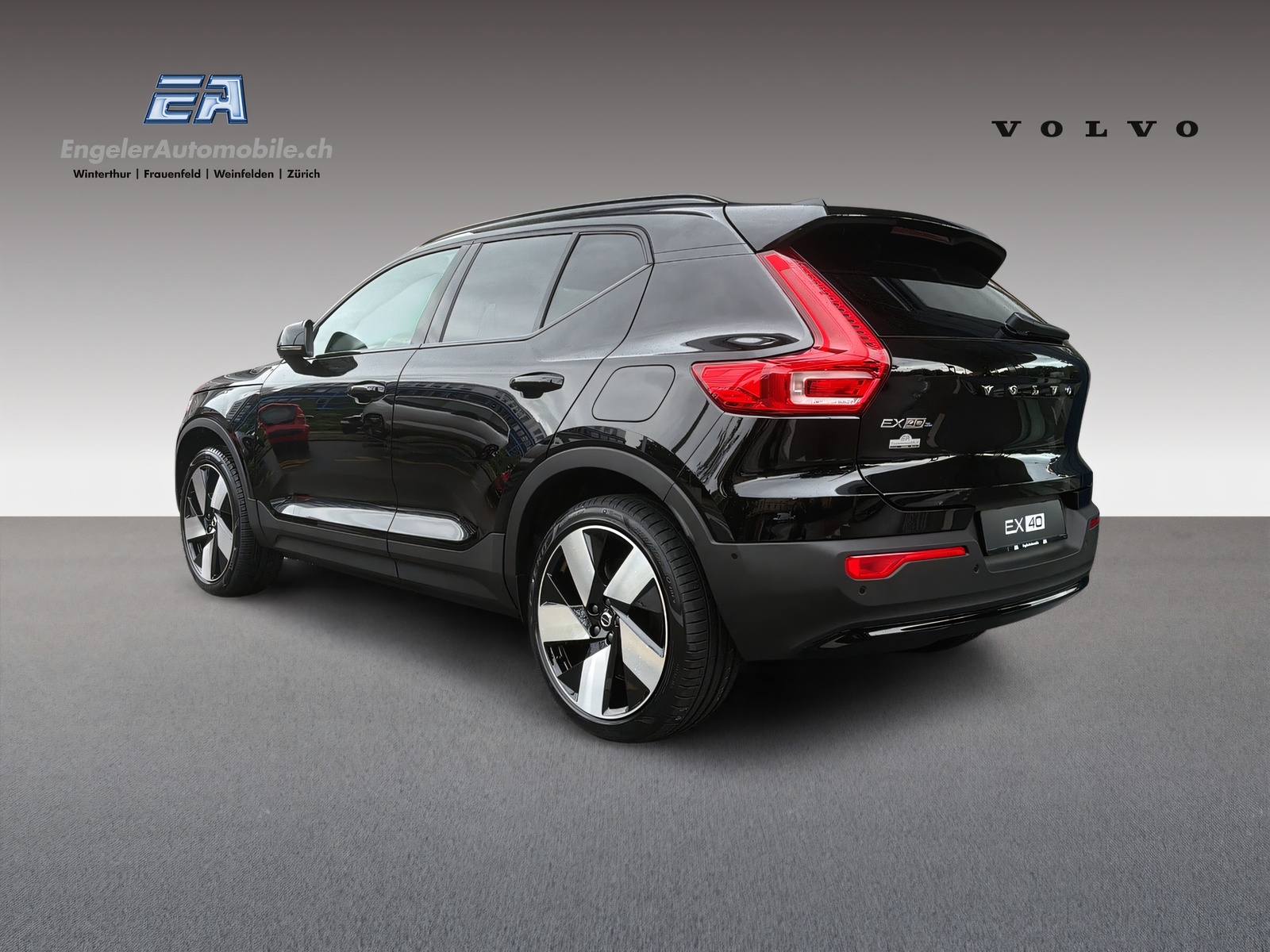VOLVO EX40 82kWh Twin Motor AWD Xcentric Edition-image-3