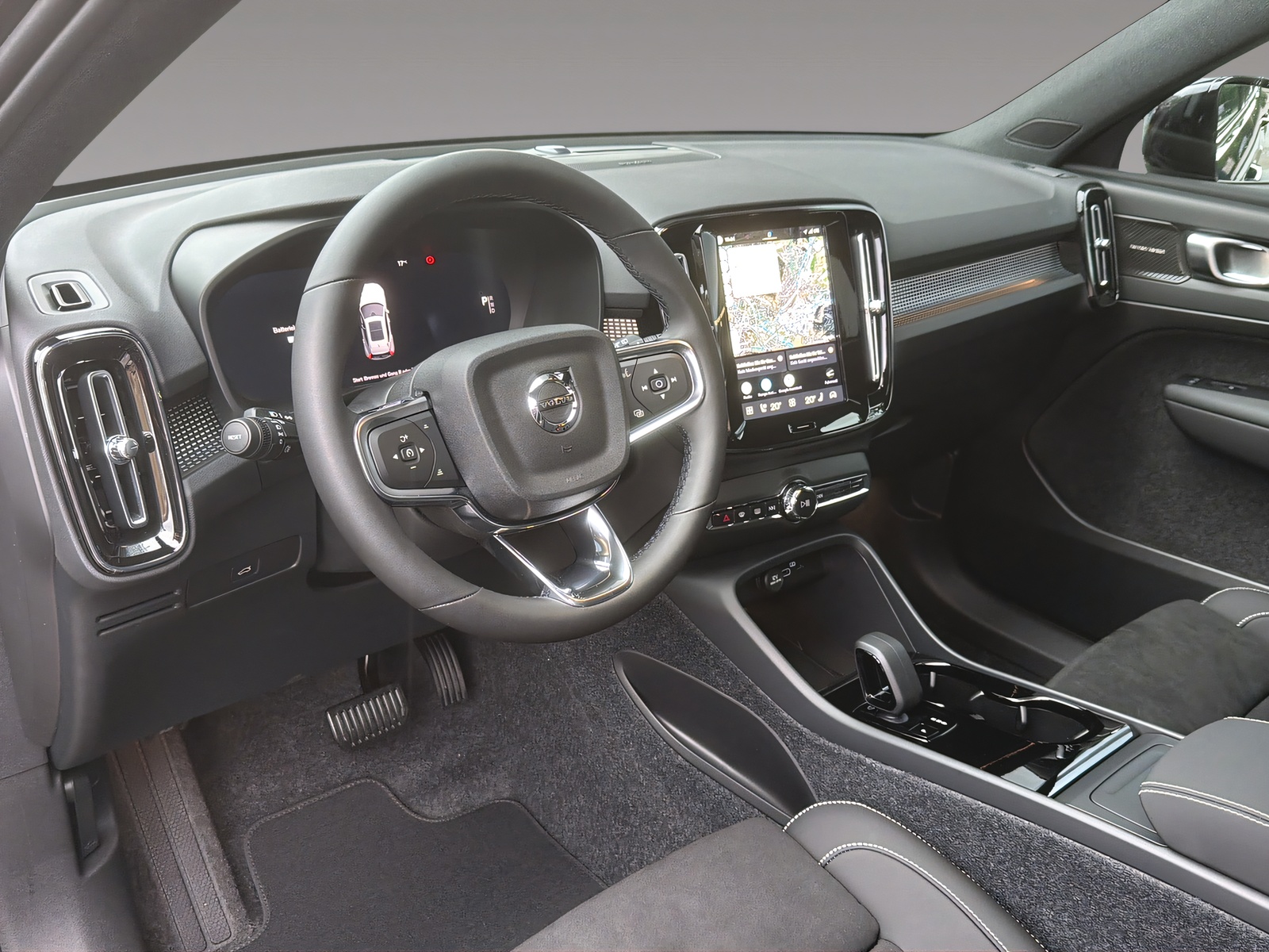 VOLVO EX40 82kWh Twin Motor AWD Xcentric Edition-image-8