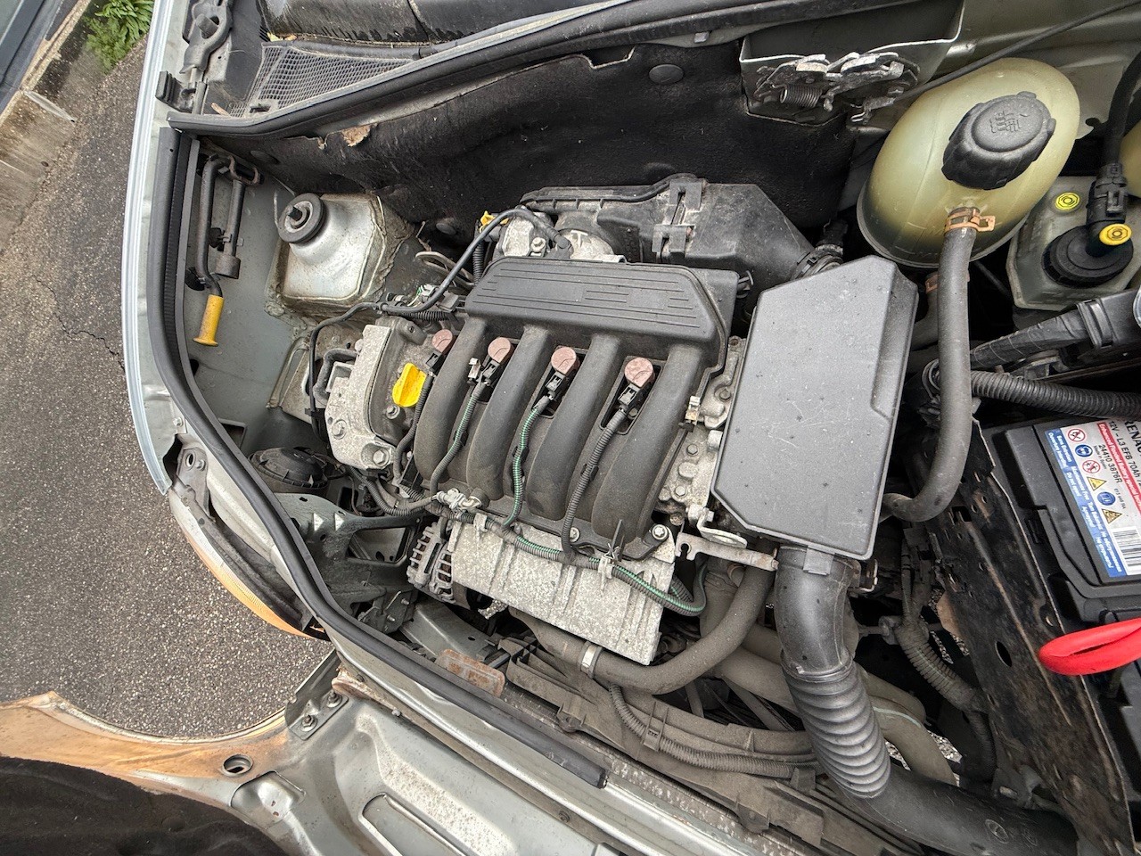 RENAULT Kangoo 1.6 16V Alizé-image-15