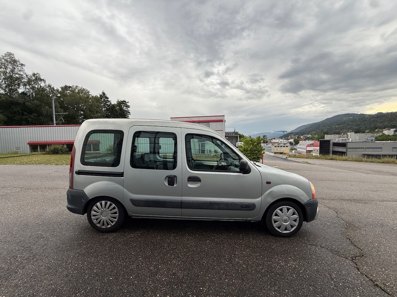RENAULT Kangoo 1.6 16V Alizé-image-7