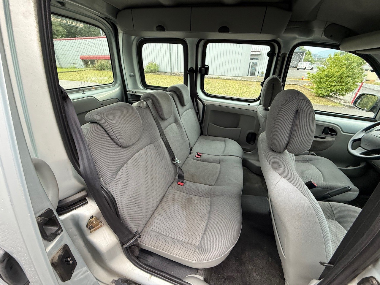 RENAULT Kangoo 1.6 16V Alizé-image-8
