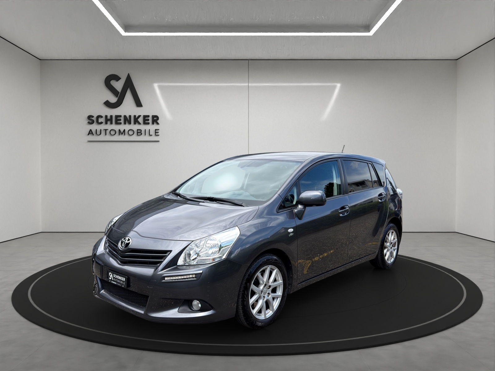 TOYOTA Verso 2.2 D-CAT Linea Sol Automatic