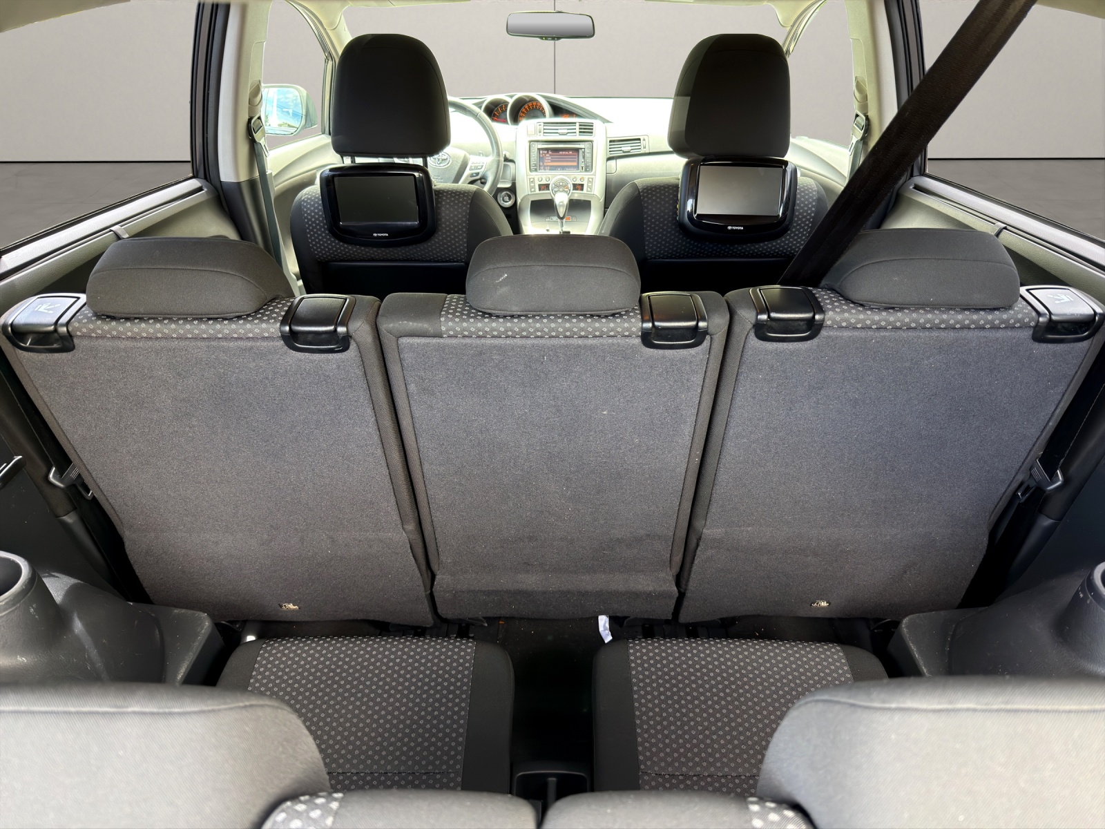 TOYOTA Verso 2.2 D-CAT Linea Sol Automatic-image-13