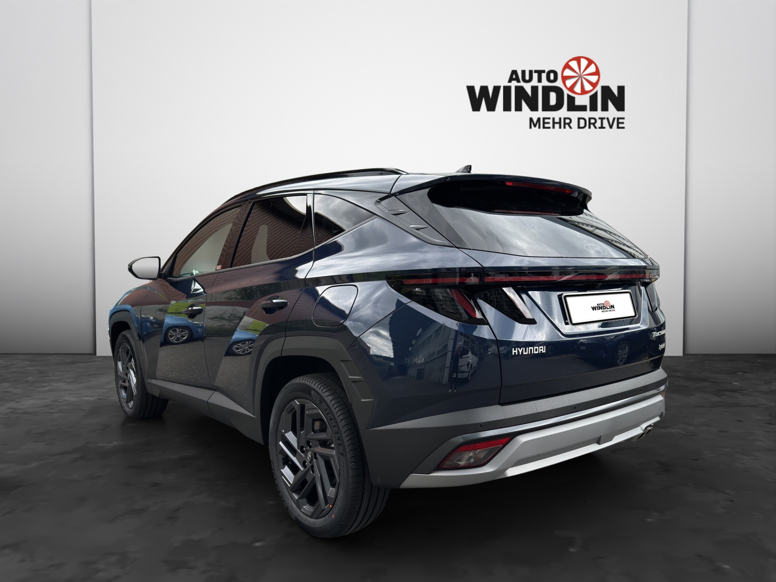 HYUNDAI Tucson 1.6 T-GDi HEV Origo Blackline 4WD MY27-showroom-element-2