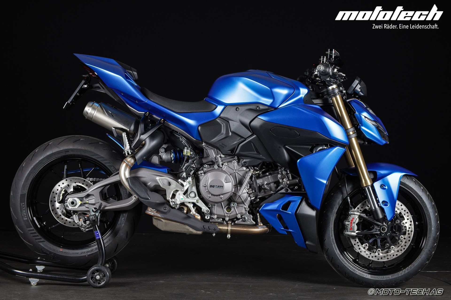 DUCATI Streetfighter V2 (35 / 88kW)-image-1