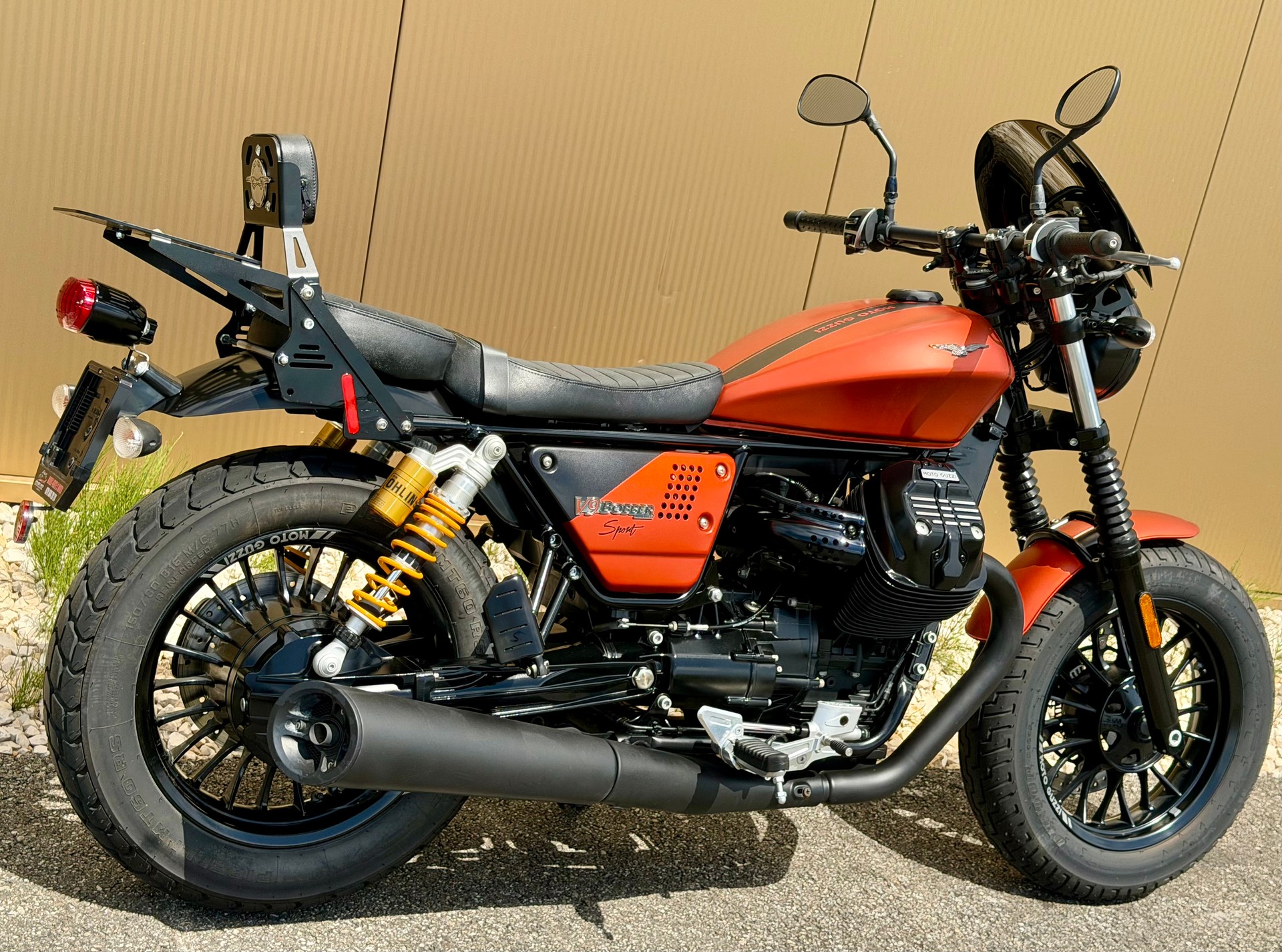 MOTO GUZZI V9 Bobber Sport 850 ABS-image-4