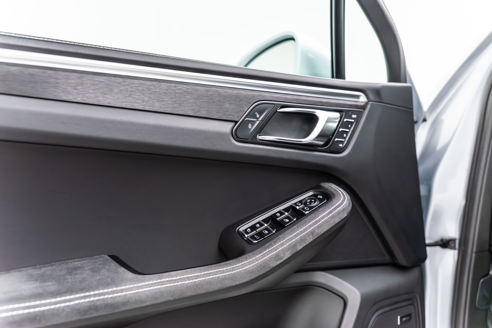 PORSCHE Macan GTS PDK - Approved bis 07/2027-image-16