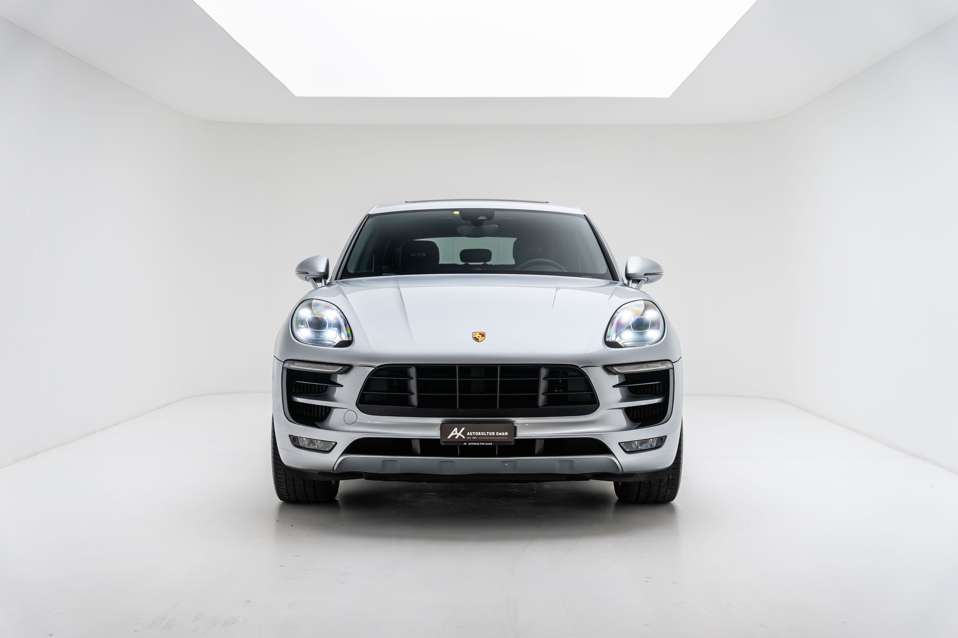 PORSCHE Macan GTS PDK - Approved bis 07/2027