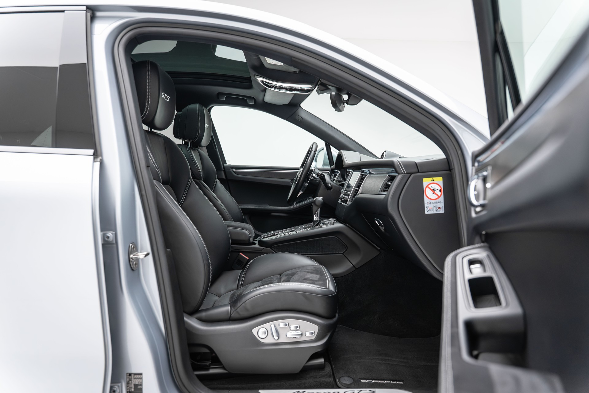 PORSCHE Macan GTS PDK - Approved bis 07/2027-image-23