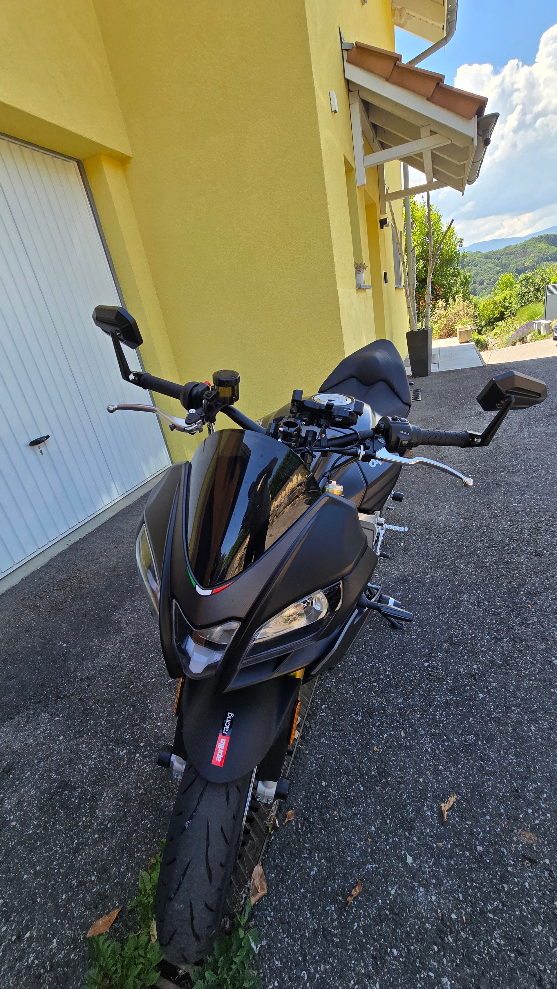 APRILIA Tuono V4 1100 RR-image-6