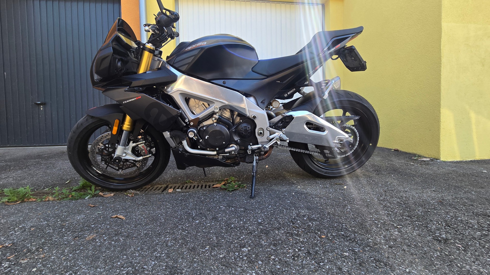 APRILIA Tuono V4 1100 RR-image-3