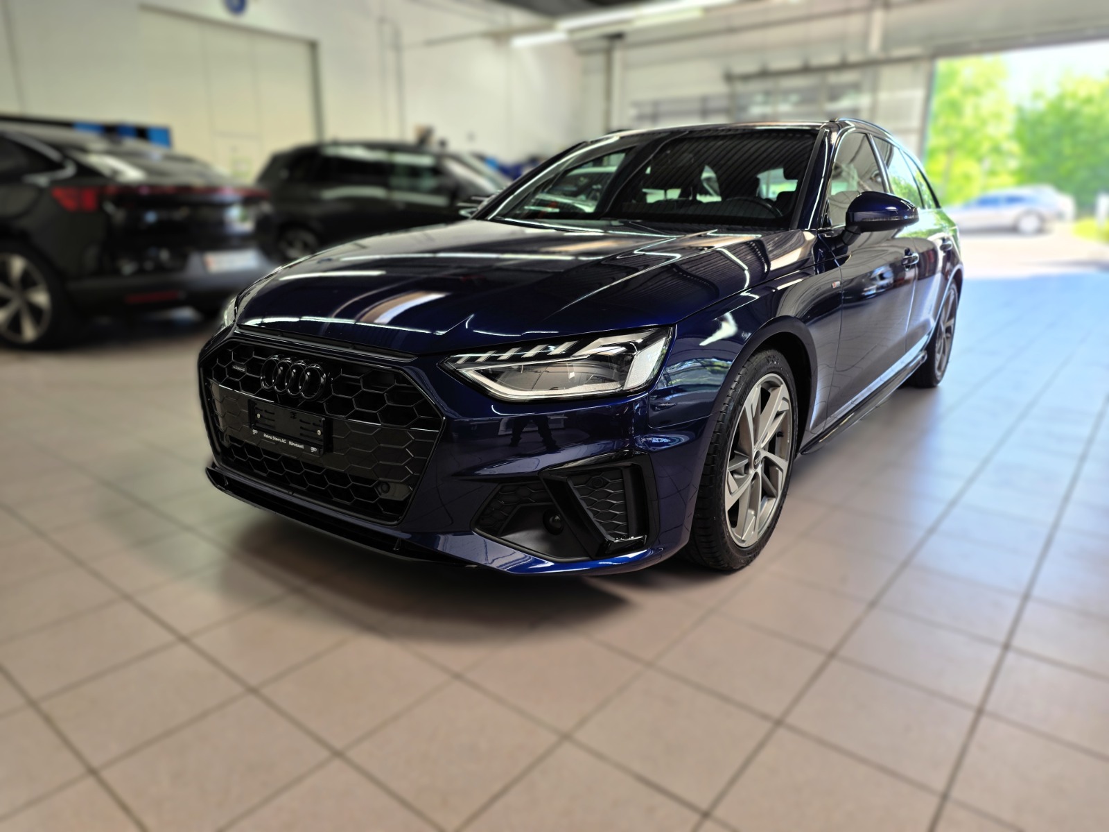 AUDI A4 Avant 40 TDI S line Attraction quattro S-tronic