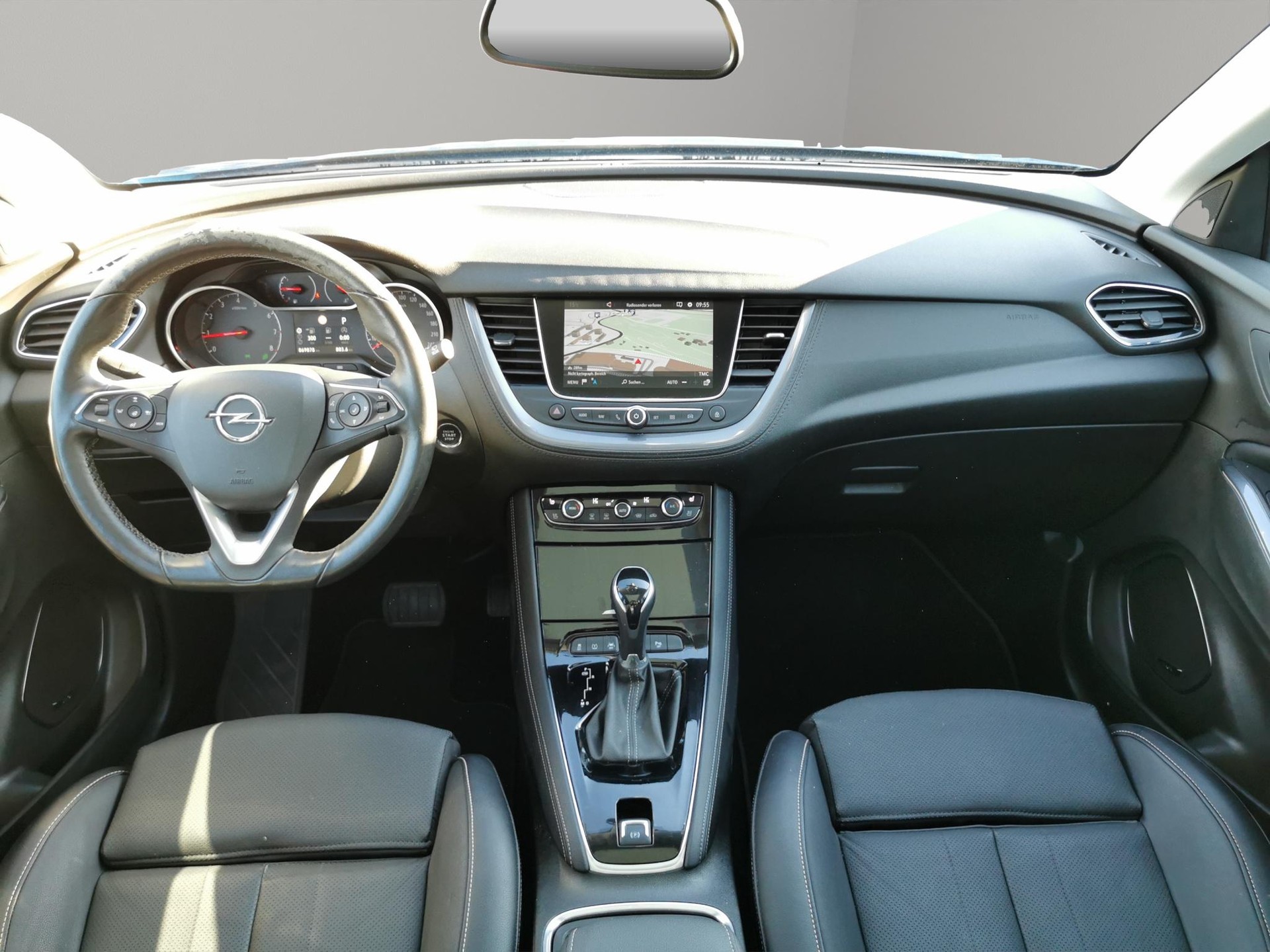 OPEL Grandland X 1.6 T Ultimate-showroom-element-3