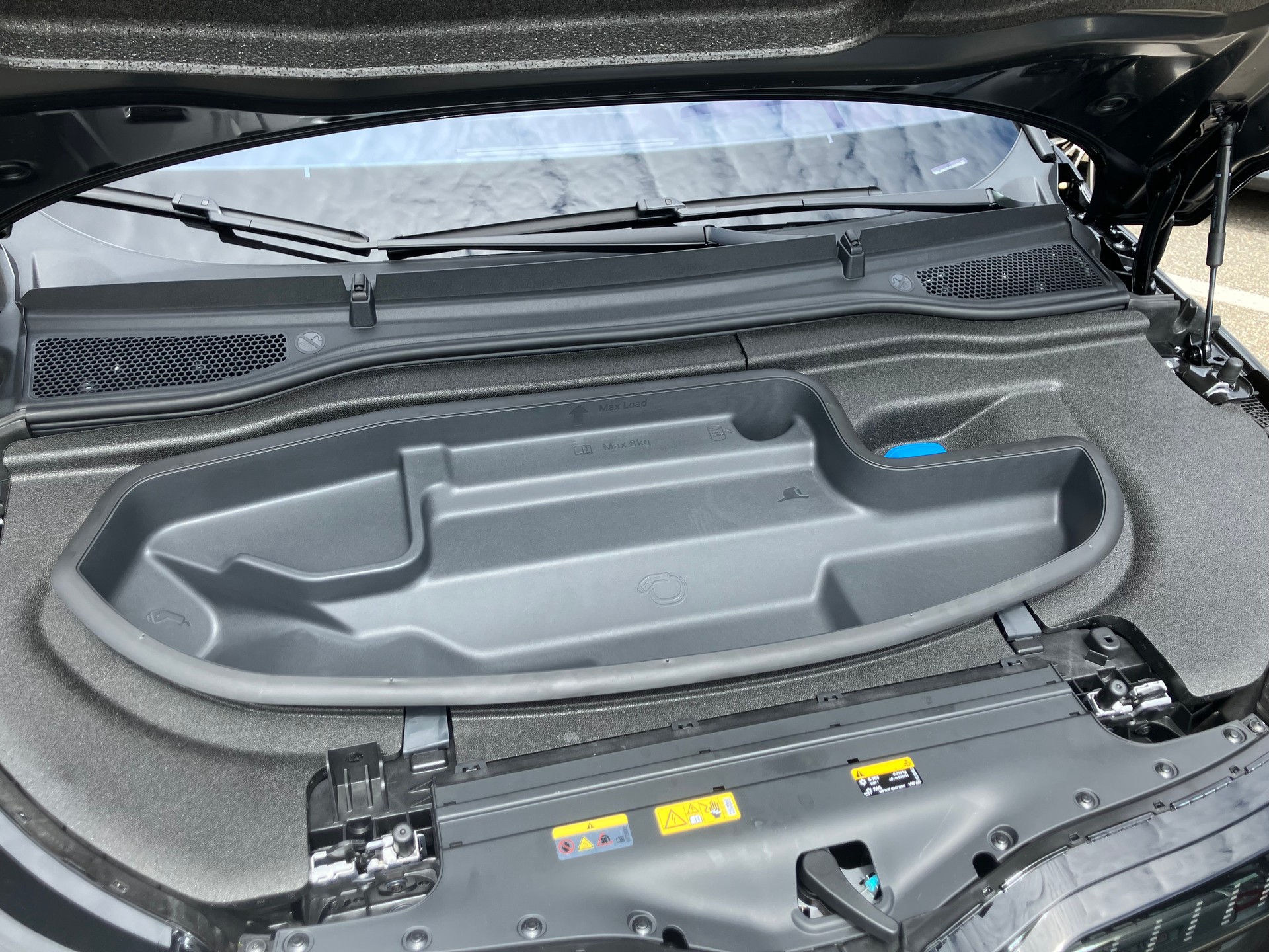 SKODA Enyaq 4x4 RS-image-10