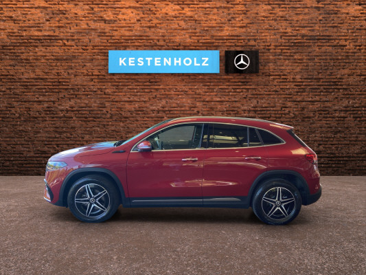 MERCEDES-BENZ EQA 300 AMG Line 4Matic-showroom-element-3