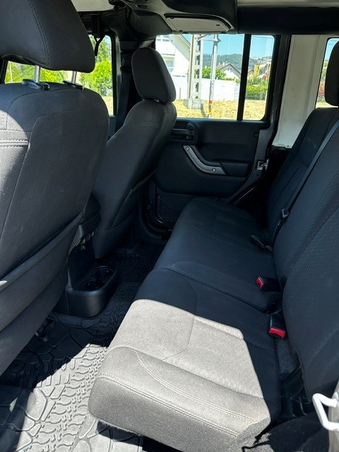 JEEP Wrangler 2.8CRD Unlimited Sport Automatic softtop-image-6