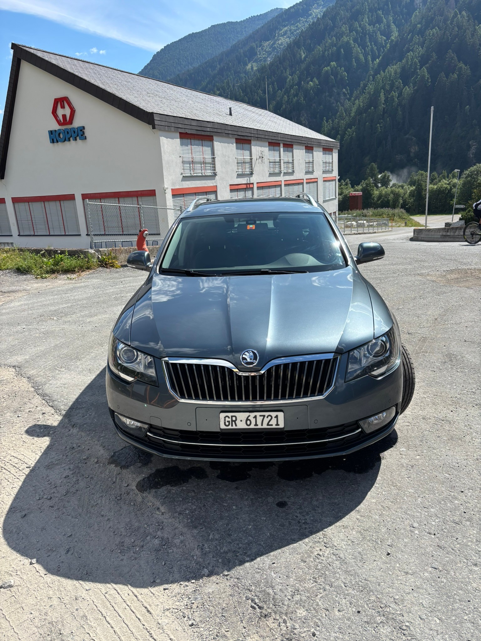 SKODA 2.0 TDI 170 Eleg. 4x4 DSG S/S-image-2