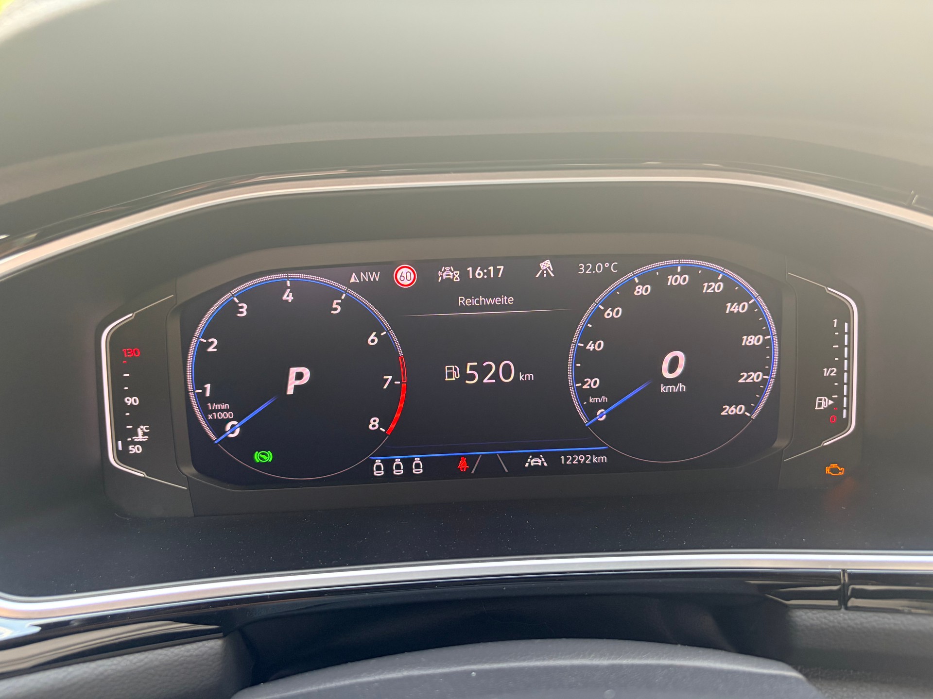 VW T-Roc 2.0 TSI R-Line DSG 4motion-image-7