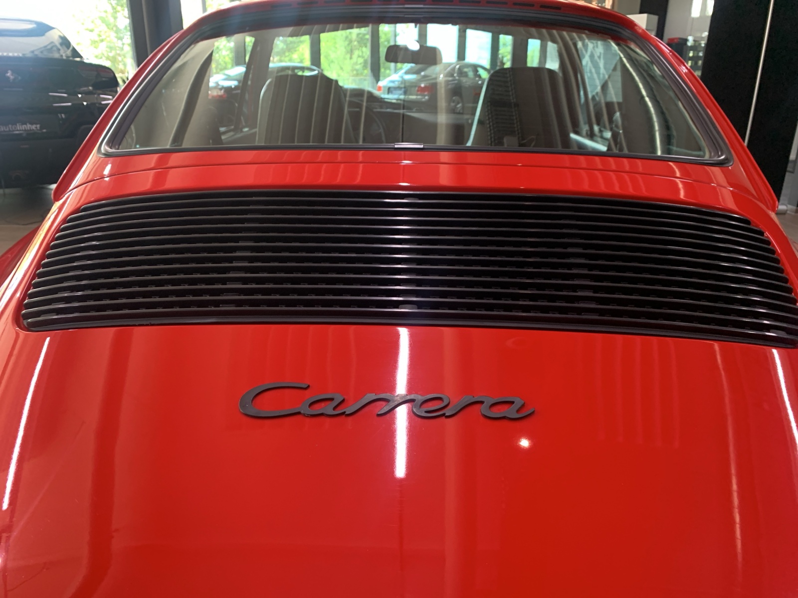 PORSCHE 911 Carrera-image-15
