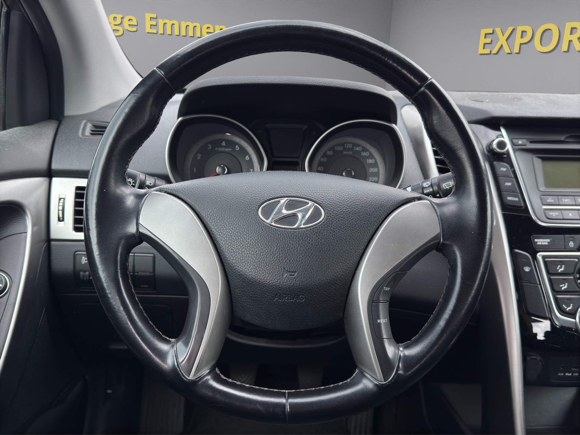 HYUNDAI i30 1.4 Comfort-image-11