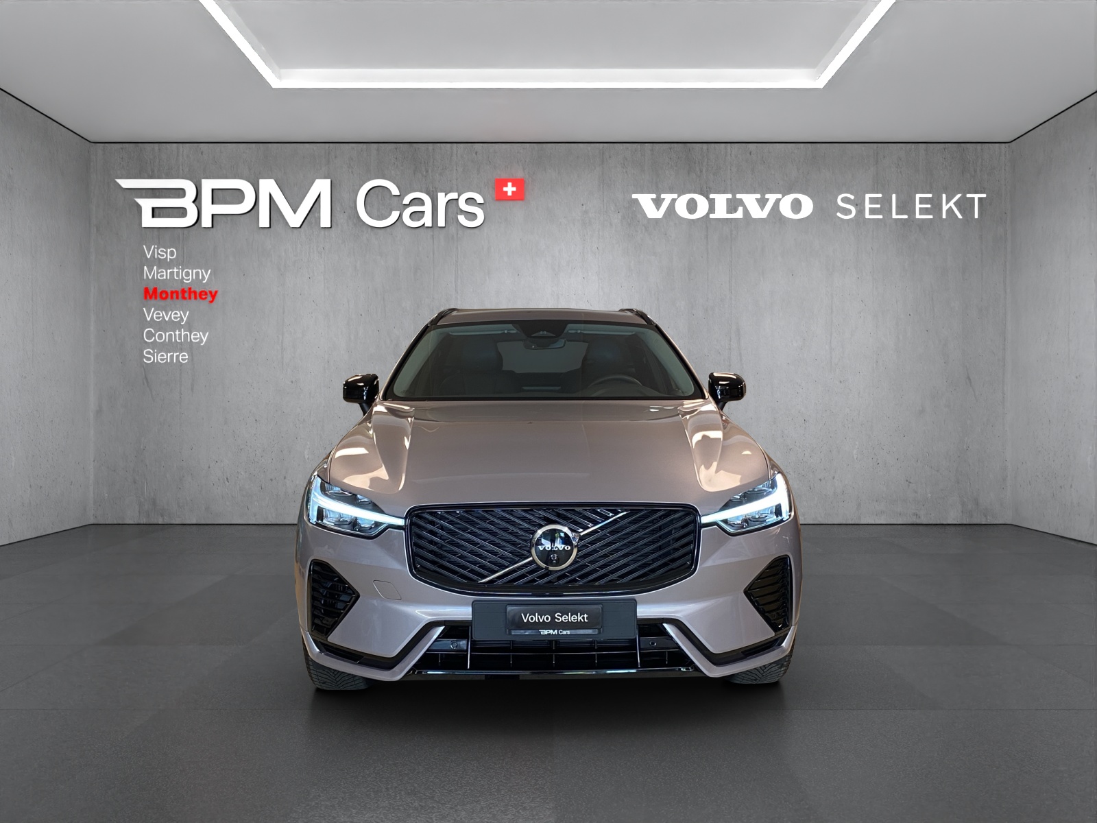 VOLVO XC60 T6 eAWD PluginHybrid Plus Dark Geartronic-showroom-element-1