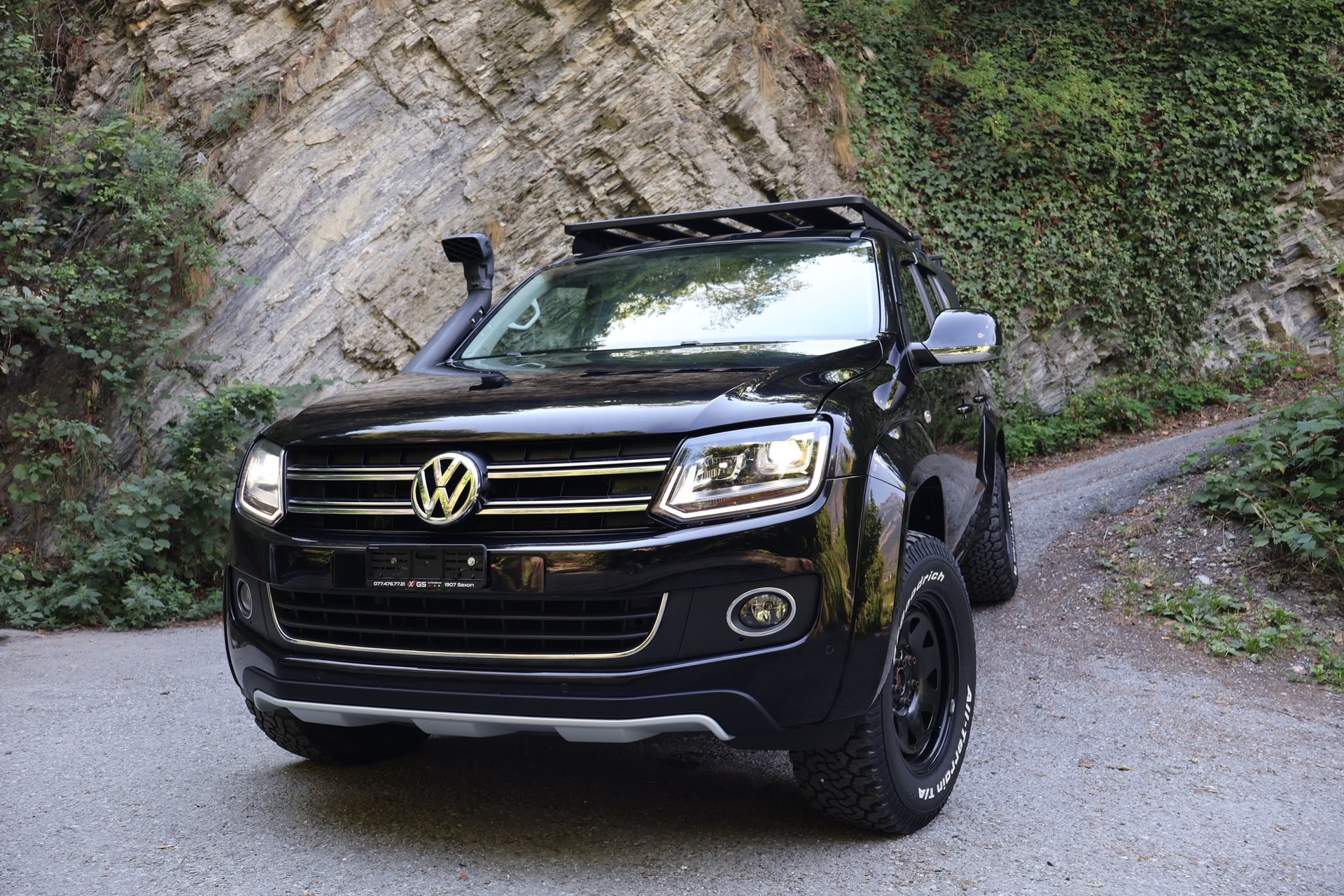 VW Amarok 2.0 BiTDI Highline 4Motion permanent A-showroom-element-1