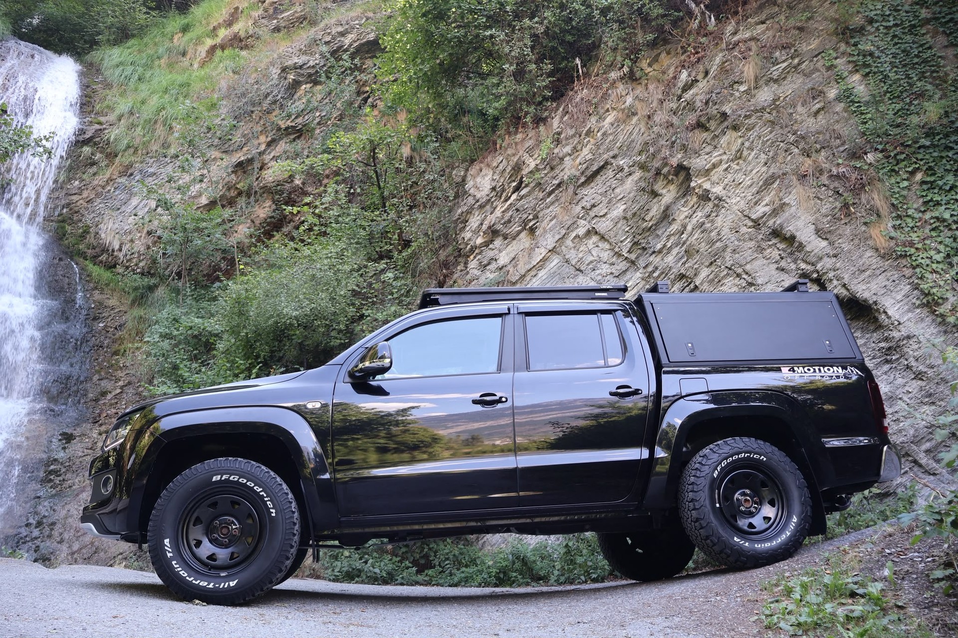 VW Amarok 2.0 BiTDI Highline 4Motion permanent A-image-4