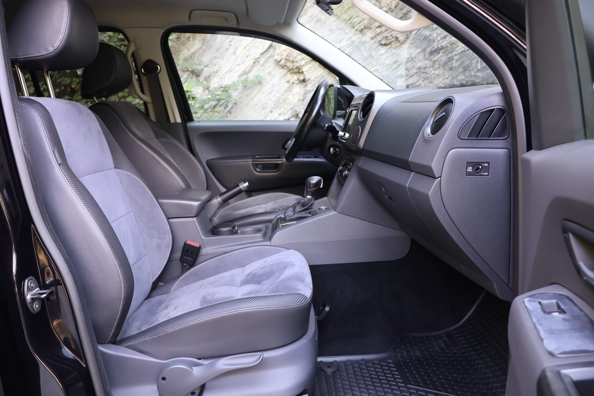 VW Amarok 2.0 BiTDI Highline 4Motion permanent A-image-8