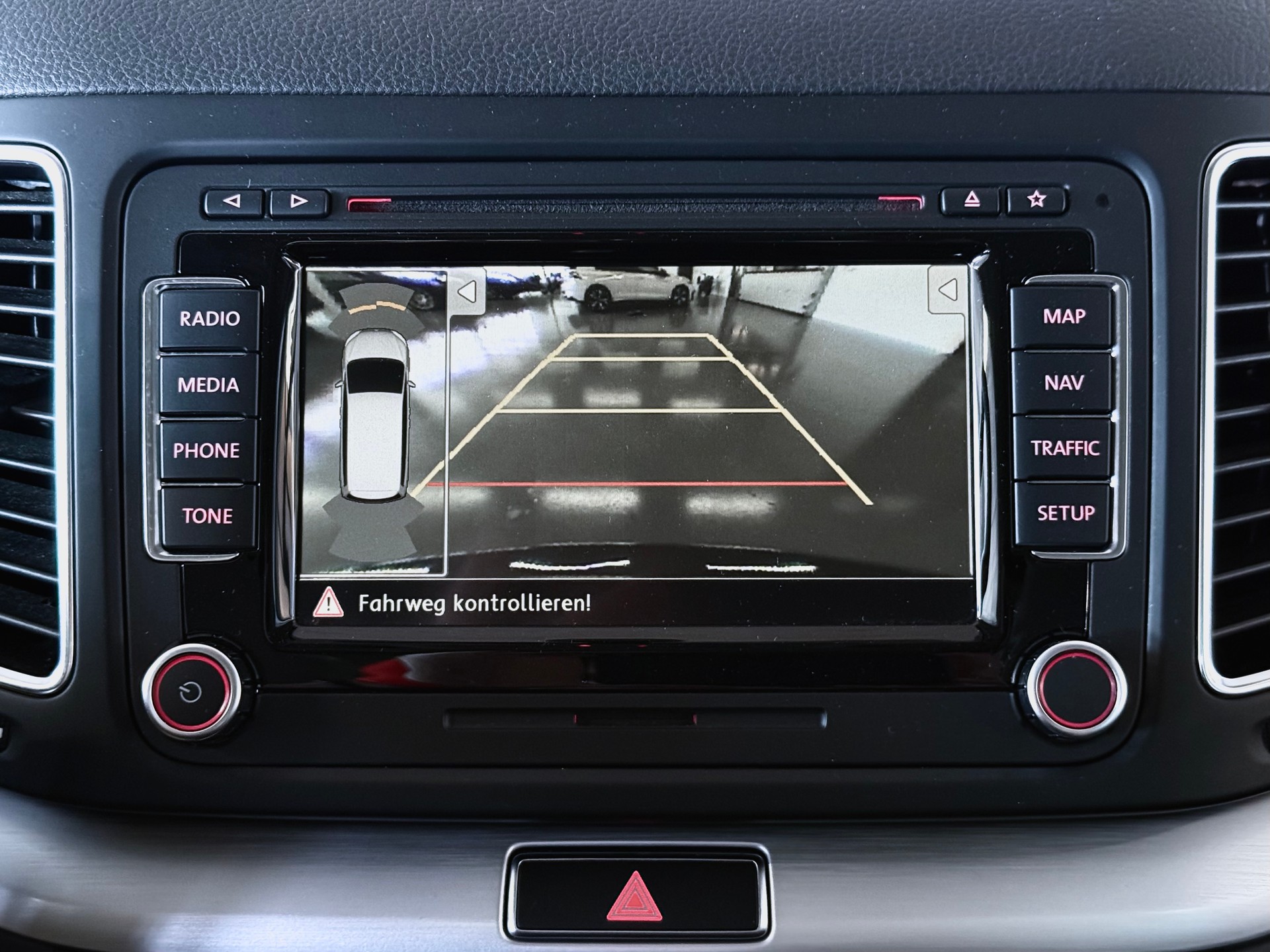 VW SHARAN 1.4 TSI BlueMotion | CUP SONDERMODELL | DSG AUTOMATIK | DUNKELBLAU | 7-SITZE | TOP AUSSTATTUNG-image-16