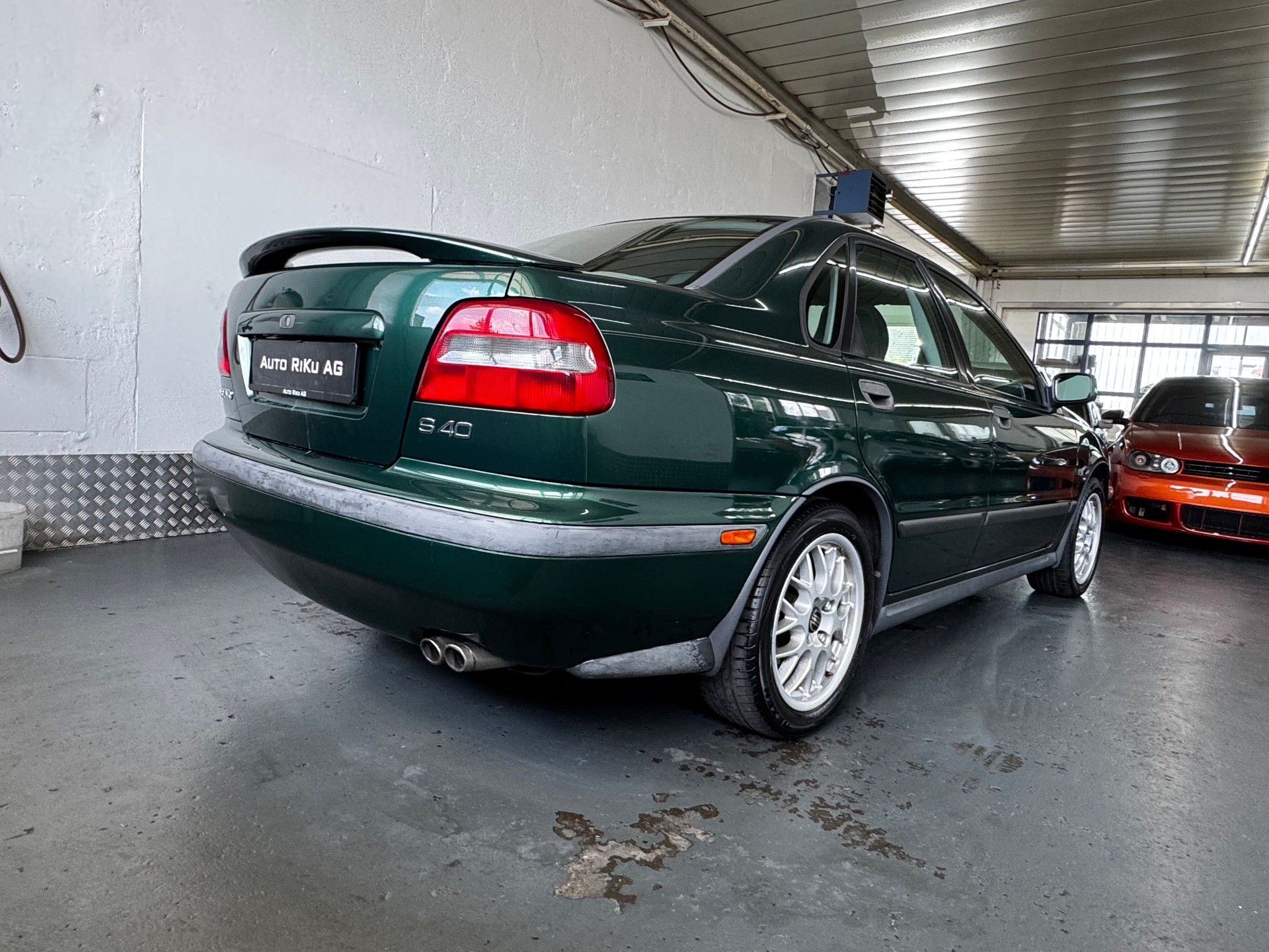 VOLVO S40 2.0-image-8
