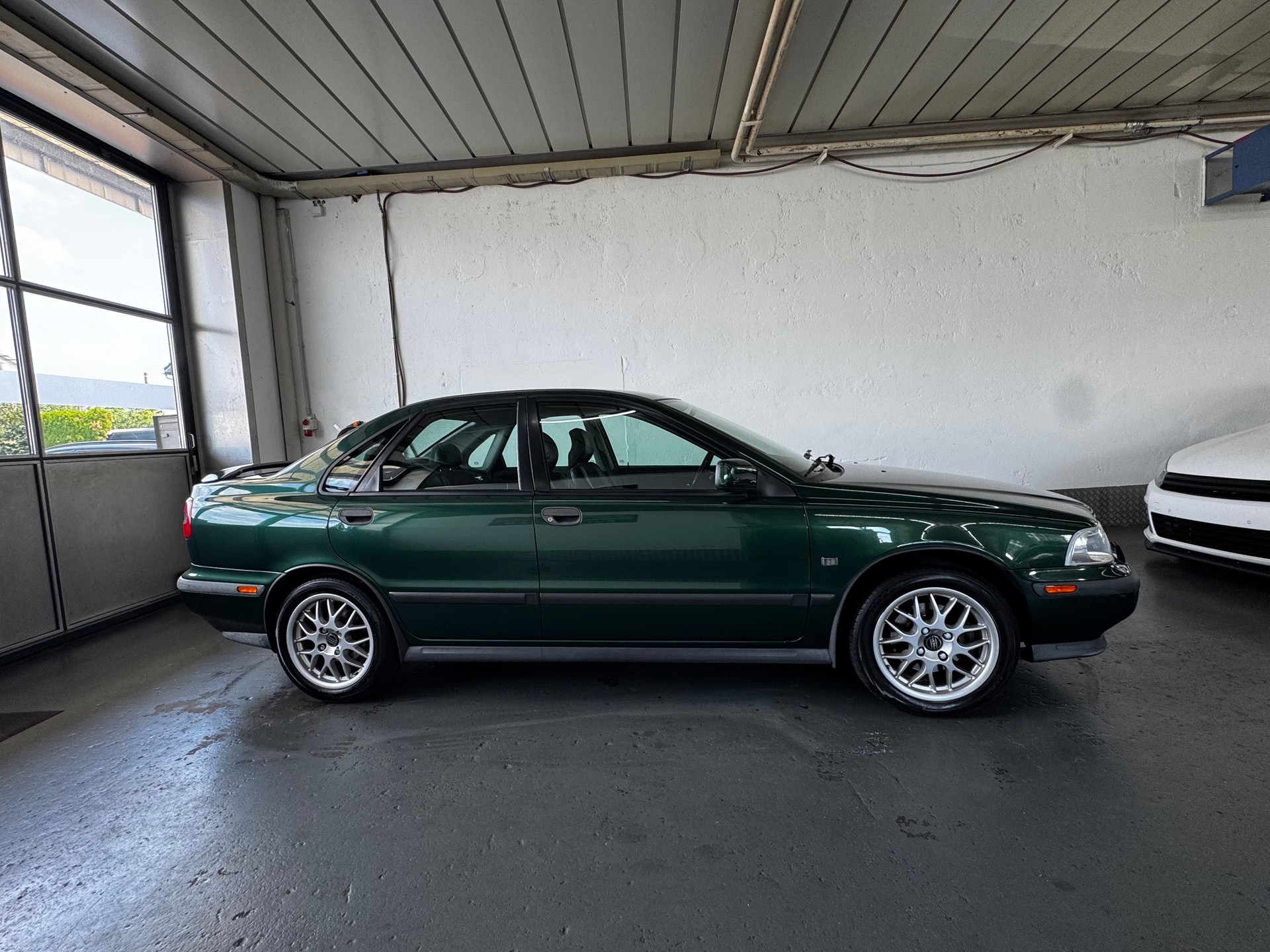 VOLVO S40 2.0-image-6